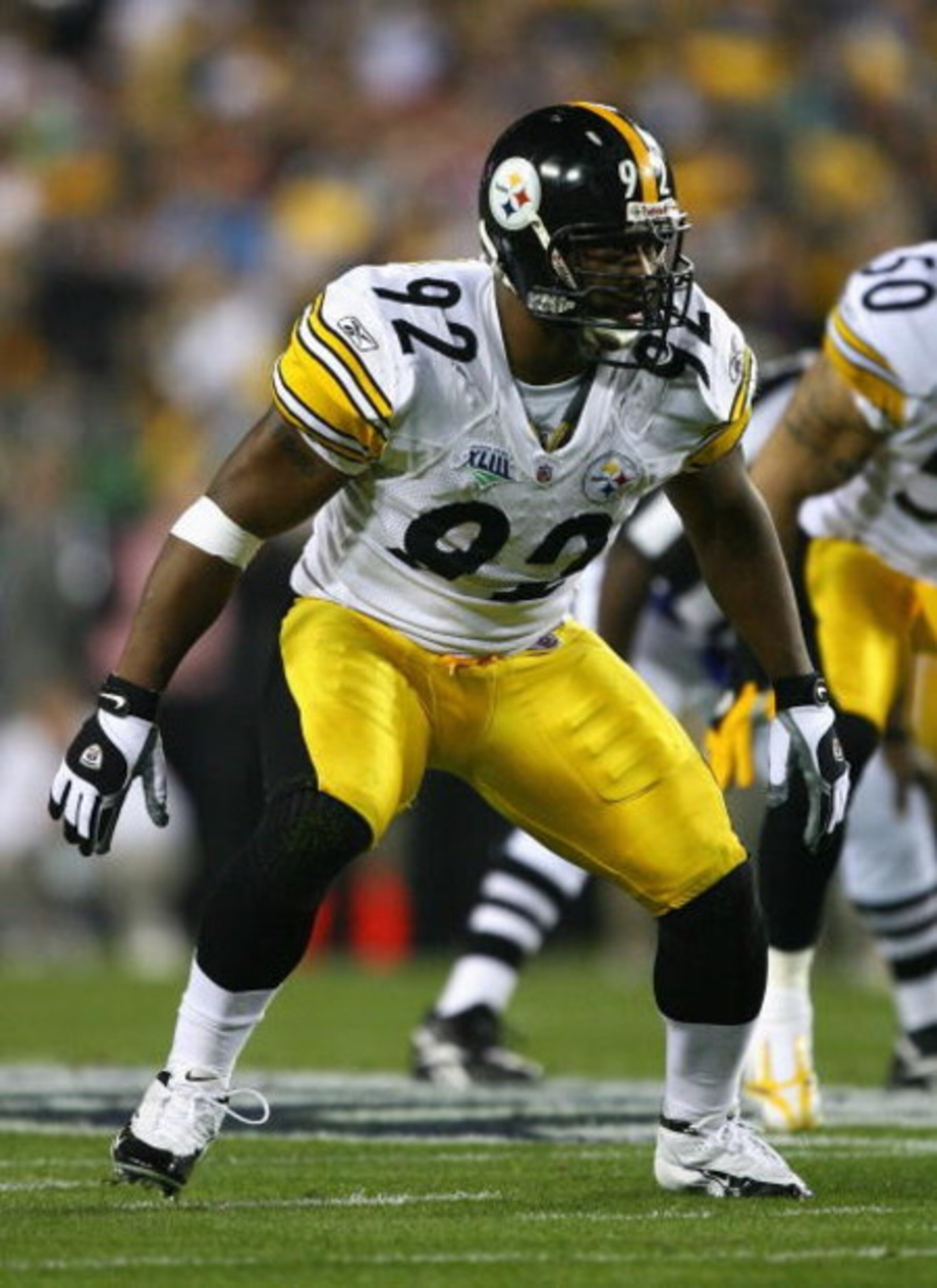 TAMPA, FL - FEBRUARY 01: James Harrison #92 of the Pittsburgh Steelers lines up on defense during Super Bowl XLIII on February 1, 2009 at Raymond James Stadium in Tampa, Florida.  (Photo by Al Bello/Getty Images)