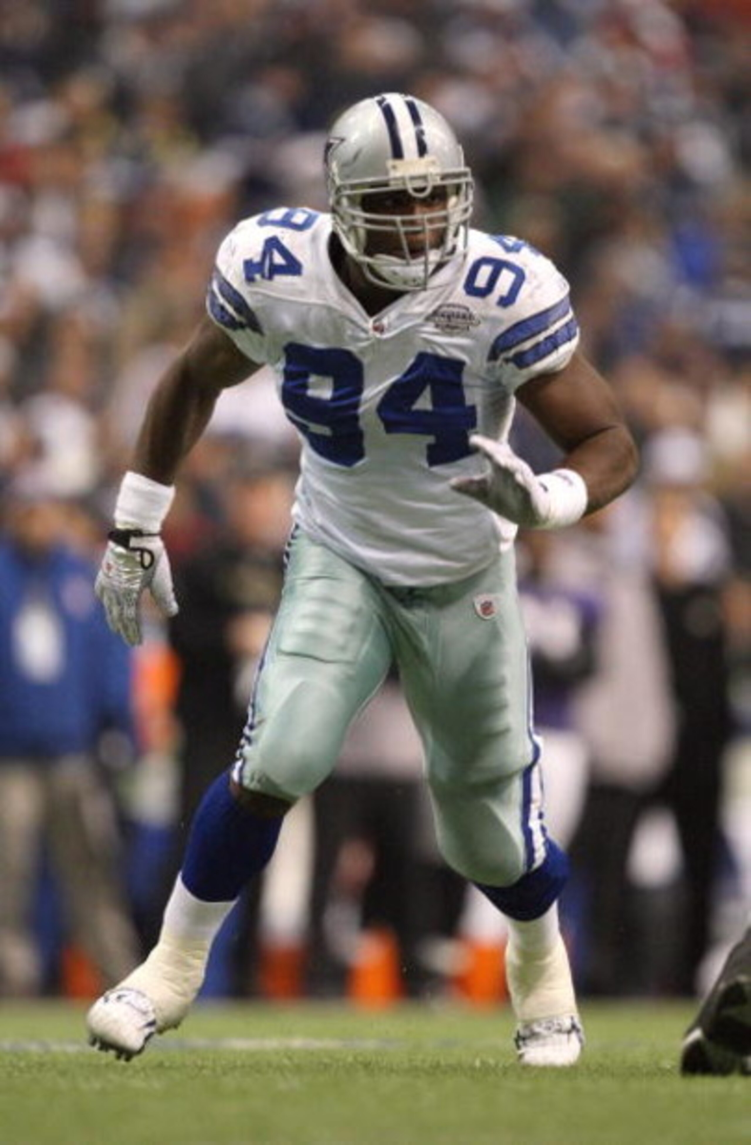 IRVING, TX - DECEMBER 20:  DeMarcus Ware #94 of the Dallas Cowboys rushes the passer from the right side of the defense during their NFL game against the Baltimore Ravens at Texas Stadium on December 20, 2008 in Irving, Texas. The Ravens defeated the Cowb