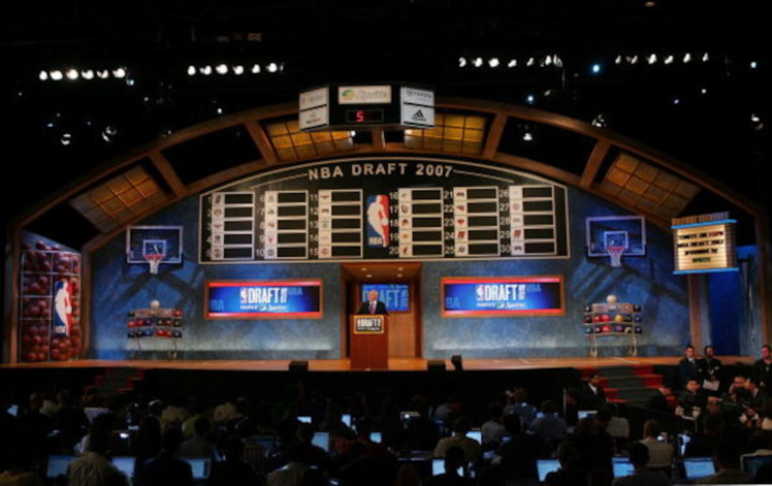 NEW YORK - JUNE 28:  NBA Commissioner David Stern speaks during the 2007 NBA Draft at the WaMu Theatre at Madison Square Garden June 28, 2007 in New York City. NOTE TO USER: User expressly acknowledges and agrees that, by downloading and or using this pho