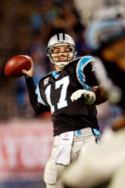 CHARLOTTE, NC - JANUARY 10:  Quarterback Jake Delhomme #17 of the Carolina Panthers passes the ball against the Arizona Cardinals during the NFC Divisional Playoff Game on January 10, 2009 at Bank of America Stadium in Charlotte, North Carolina.  (Photo b