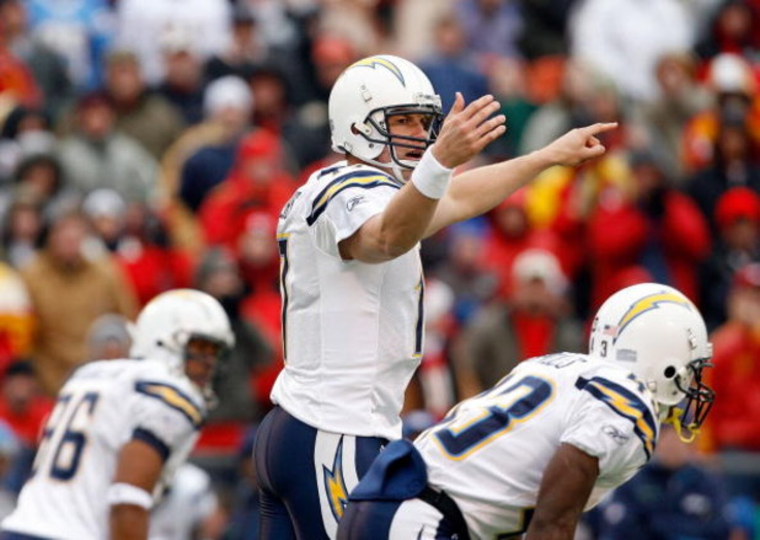 KANSAS CITY, MO - DECEMBER 14:  Philip Rivers #17 of the San Diego Chargers calls a play against the Kansas City Chiefs during the first half on December 14, 2008 at Arrowhead Stadium in Kansas City, Missouri.  (Photo by Harry How/Getty Images)