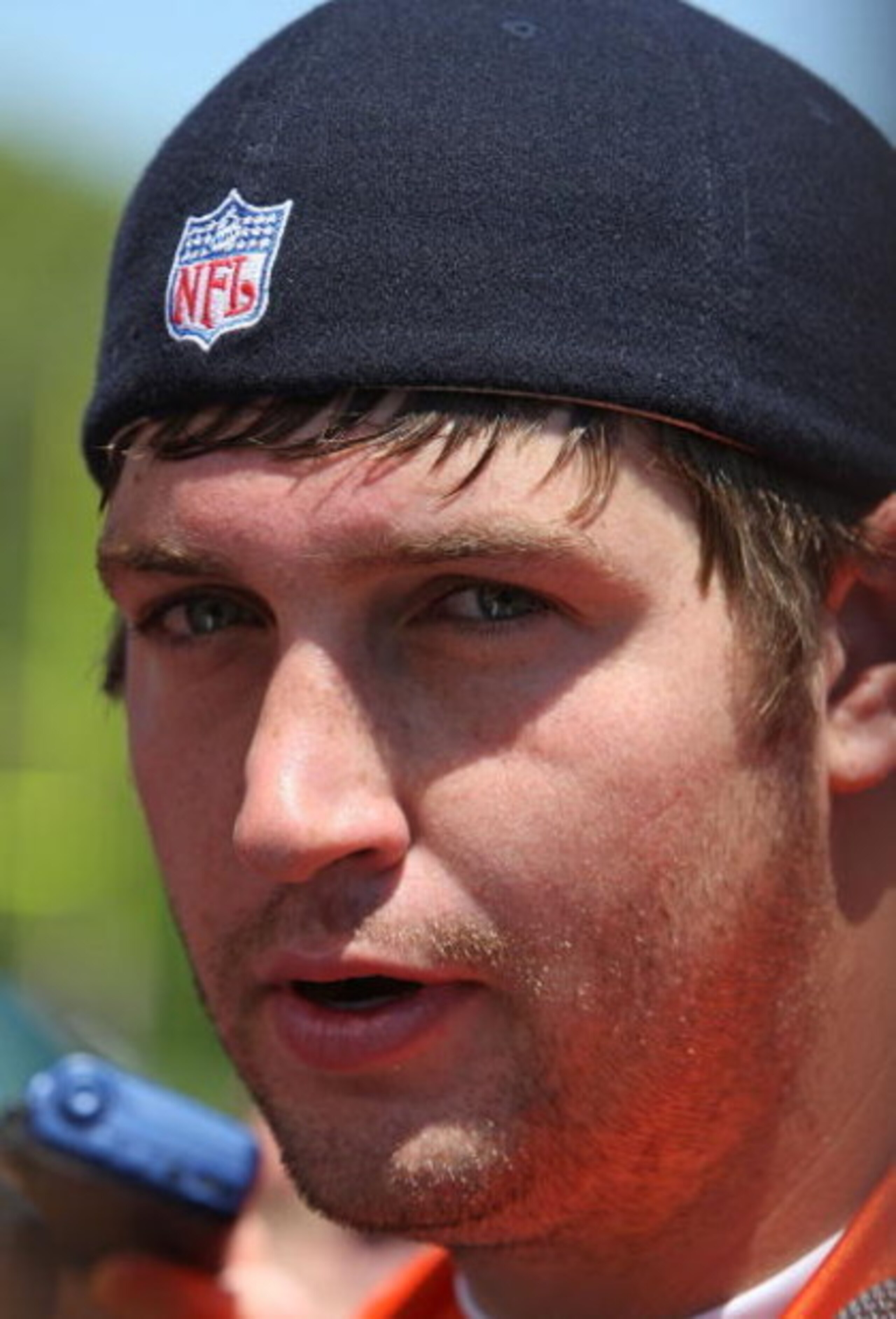 LAKE FOREST, IL - MAY 20: Jay Cutler #6 of the Chicago Bears meets with members of the media following an organized team activity (OTA) practice on May 20, 2009 at Halas Hall in Lake Forest, Illinois.  (Photo by Jonathan Daniel/Getty Images)