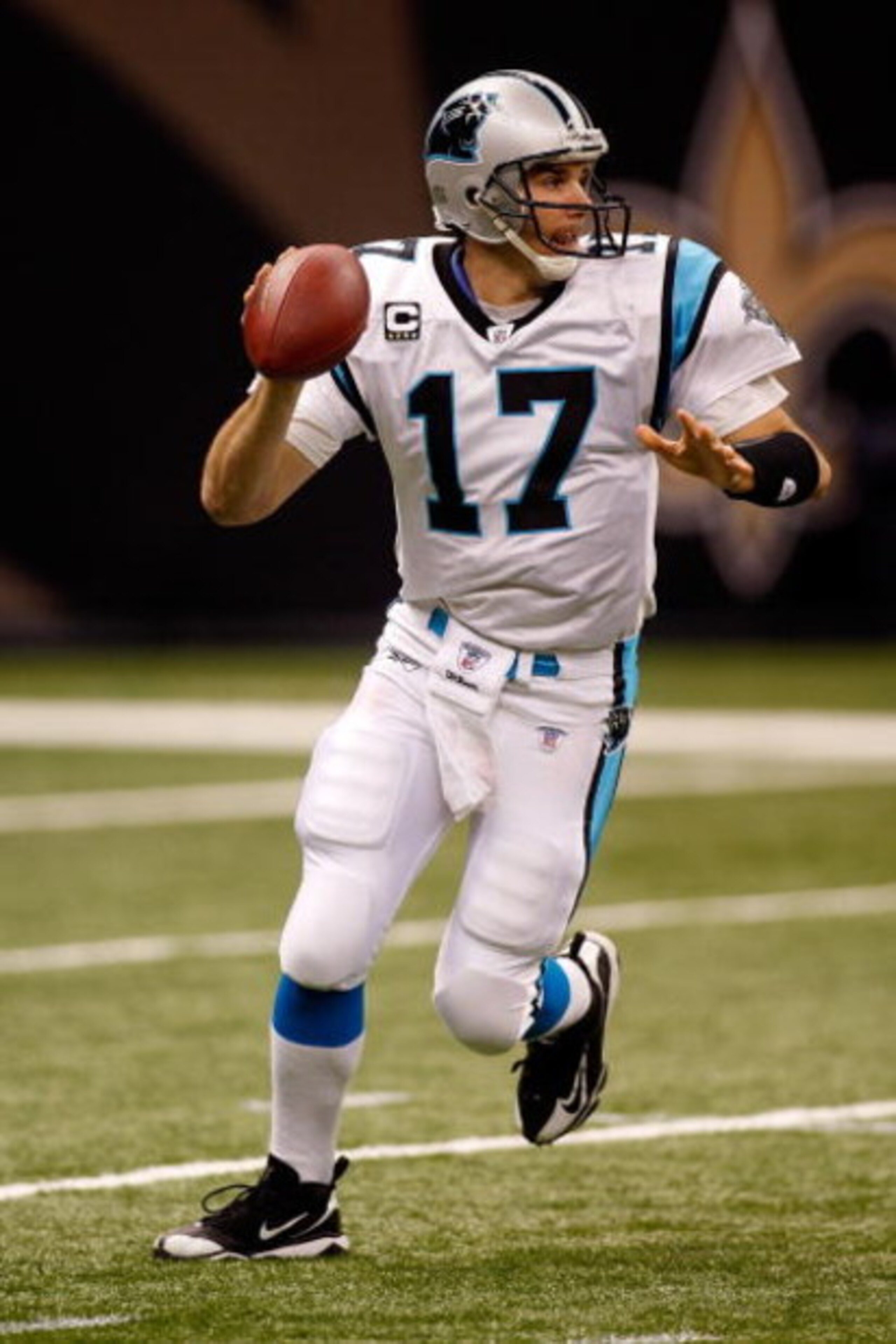 NEW ORLEANS - DECEMBER 28:  Quarterback Jake Delhomme #17 of the Carolina Panthers drops back to pass during the game against the New Orleans Saints on December 28, 2008 at the Superdome in New Orleans, Louisiana.  (Photo by Chris Graythen/Getty Images)