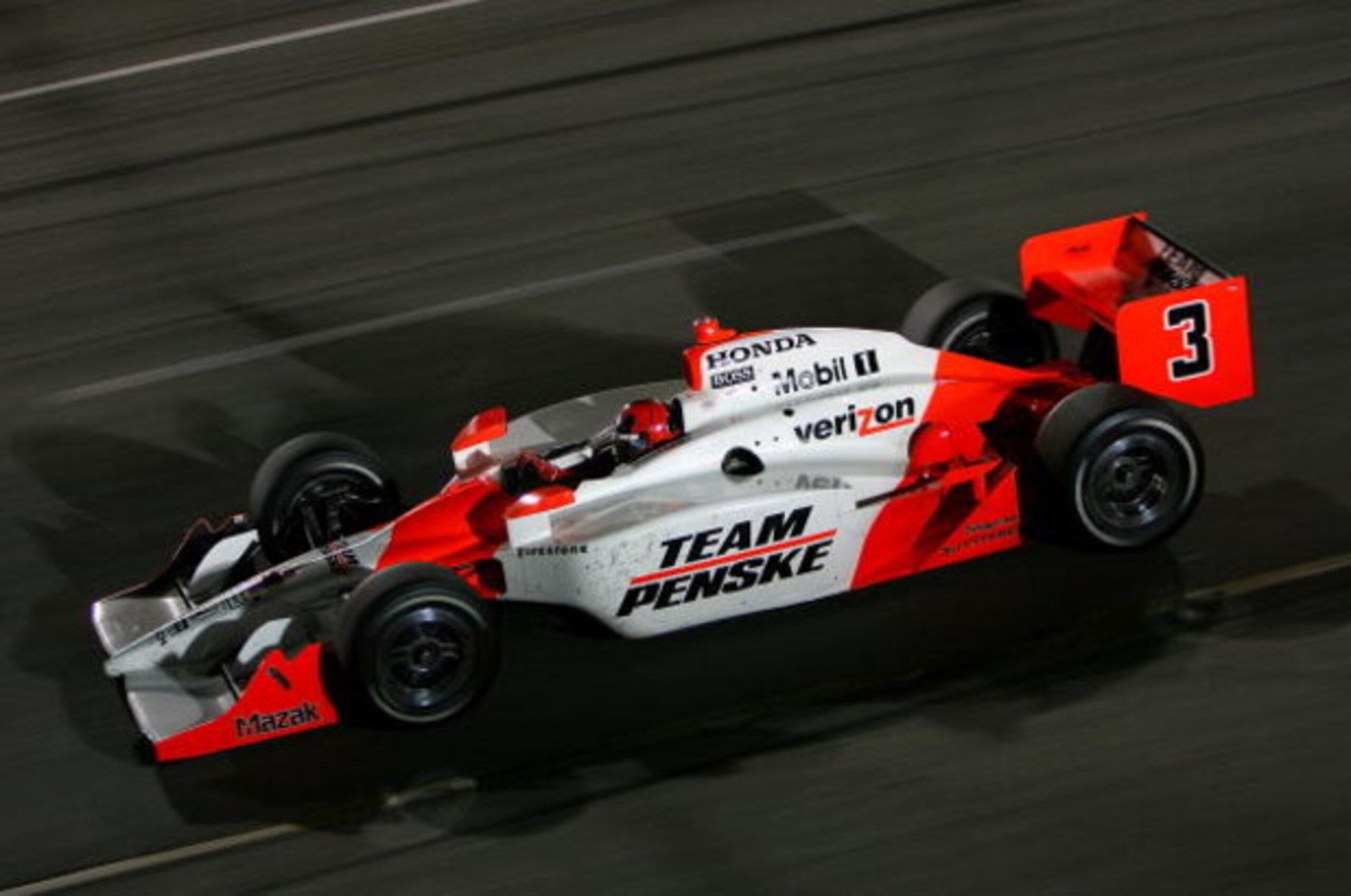 RICHMOND, VA - JUNE 27: Helio Castroneves drives the #3 Team Penske Dallara Honda during the IRL Indycar Series SunTrust Indy Challenge on June 27, 2009 at the Richmond International Raceway in Richmond, Virginia.  (Photo by Darrell Ingham/Getty Images)