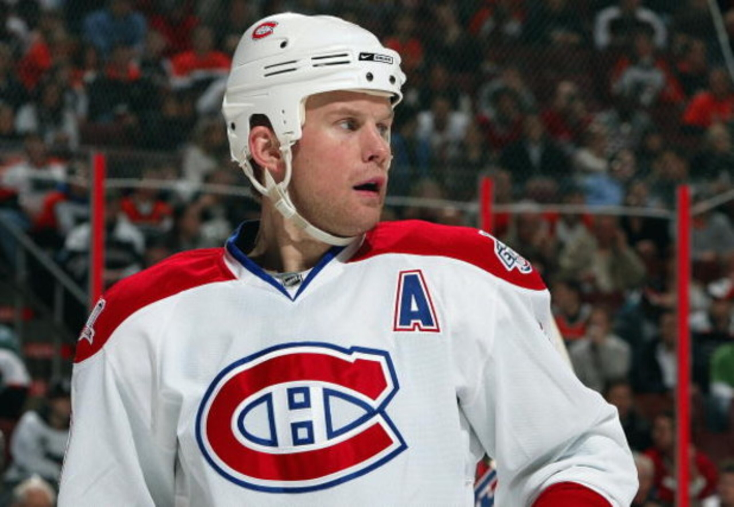 PHILADELPHIA - FEBRUARY 27:  Mike Komisarek #8 of the Montreal Canadiens skates against the Philadelphia Flyers on February 27, 2009 at Wachovia Center in Philadelphia, Pennsylvania. The Habs defeated the Flyers 4-3 in overtime.  (Photo by Jim McIsaac/Get