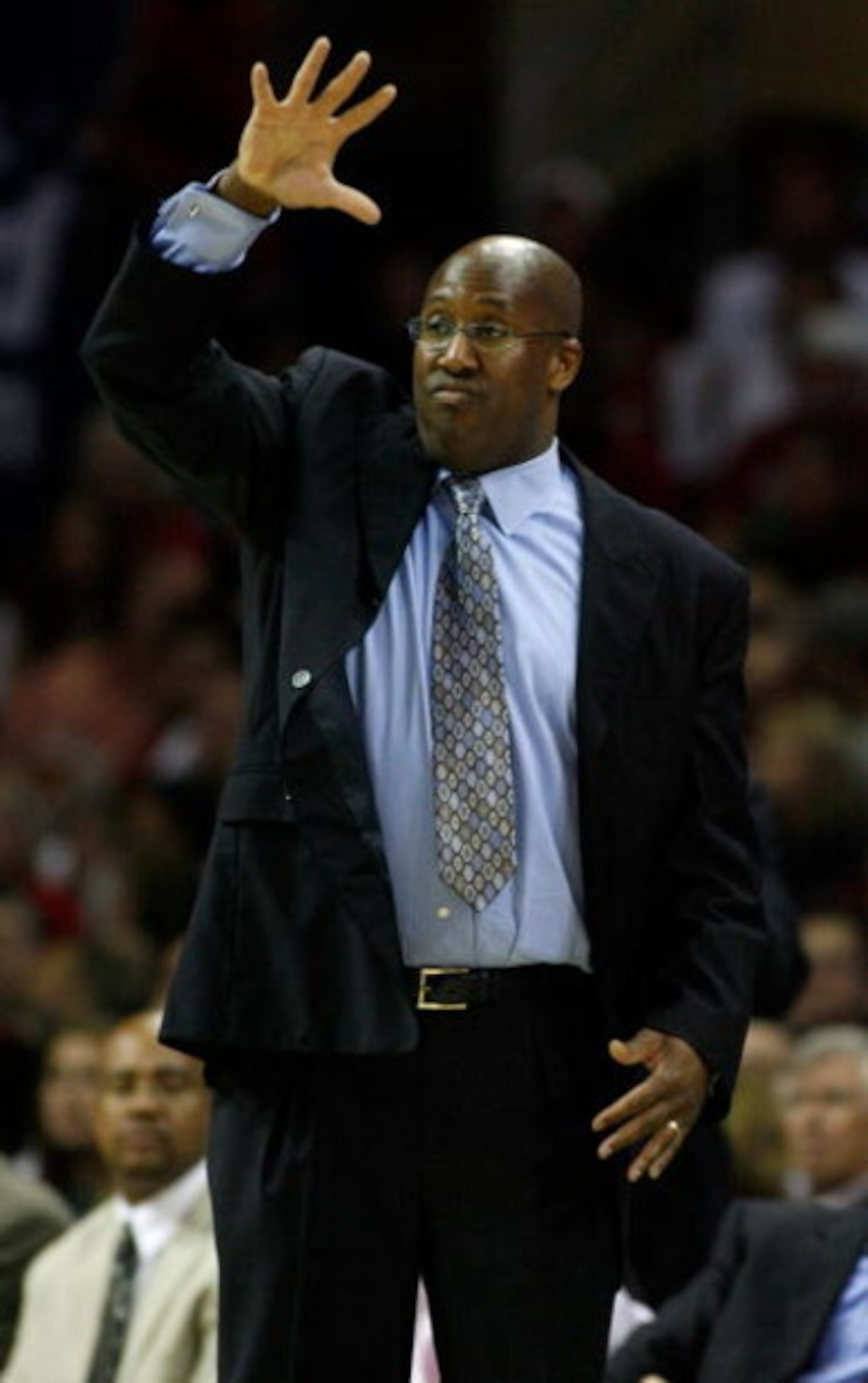 CLEVELAND - MAY 16:  Mike Brown, head coach of the Cleveland Cavaliers calls a play while playing the New Jersey Nets in Game Five of the Eastern Conference Semifinals during the 2007 NBA Playoffs at Quicken Loans Arena on May 16, 2007 in Cleveland, Ohio.