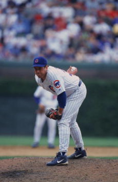 7 Jun 2001:  Pitcher Kevin Tapani #36 of the Chicago Cubs getting ready to throw the ball during the game against the St. Louis Cardinals at Wrigley Field in Chicago, Illinois.  The Cubs defeated the Cardinals 4-3.Mandatory Credit: Jonathan Daniel  /Allsp