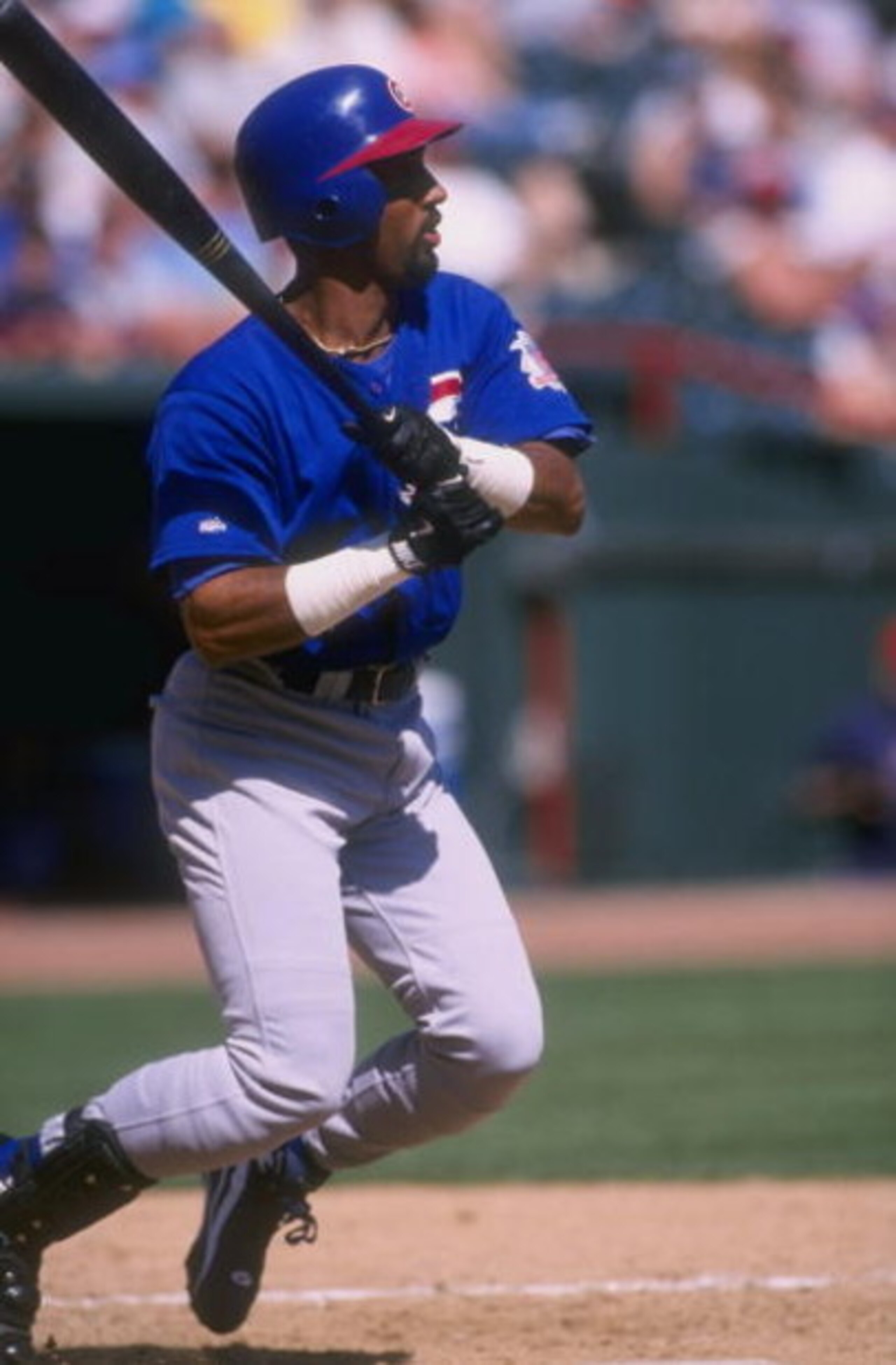 28 Mar 1998:  Outfielder Lance Johnson of the Chicago Cubs in action during a spring training game against the Texas Rangers at the Ballpark in Arlington in Arlington, Texas. The Rangers defeated the Cubs 14-10. Mandatory Credit: Jonathan Daniel  /Allspor
