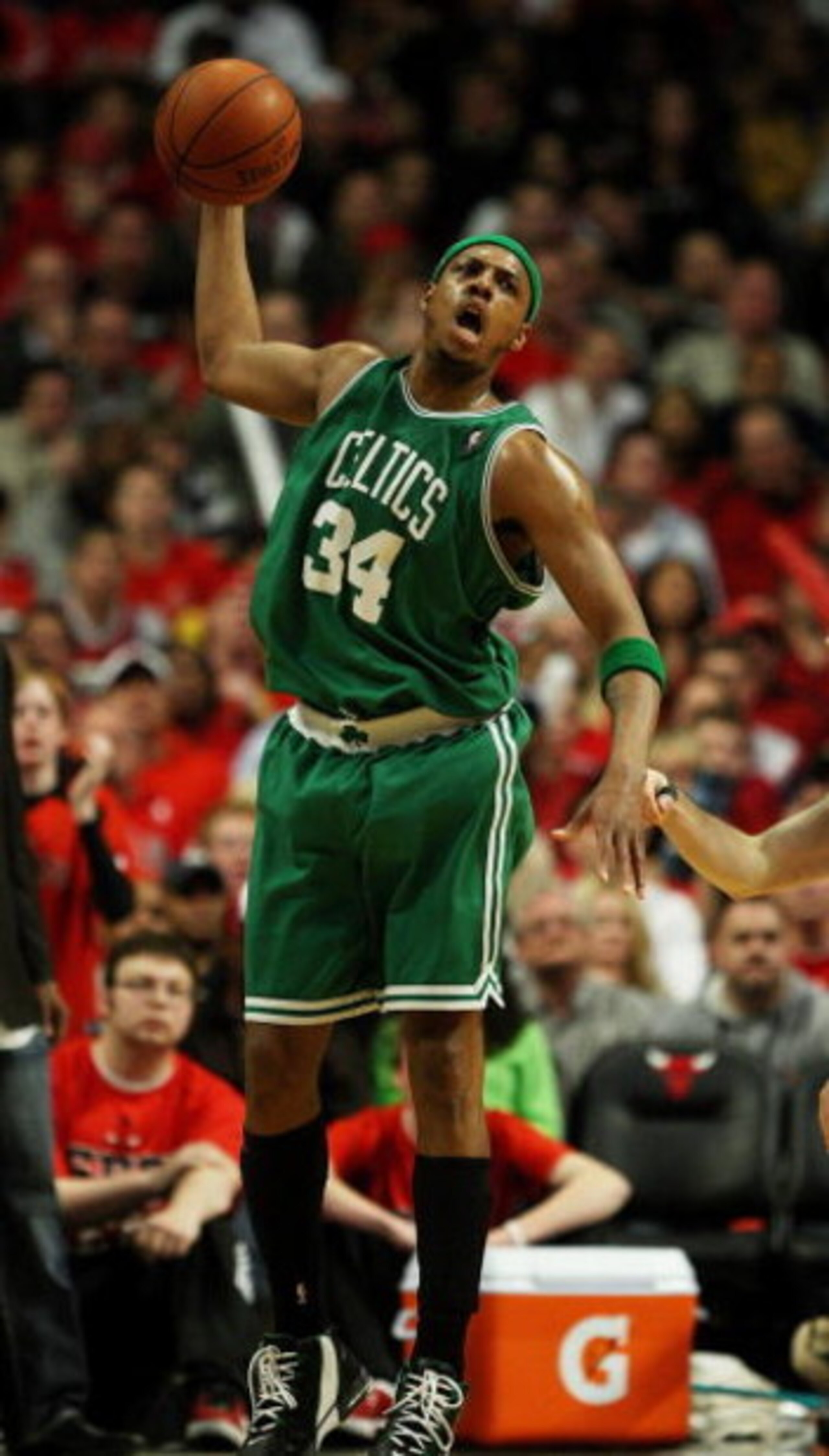CHICAGO - APRIL 30: Paul Pierce #34 of the Boston Celtics leaps to catch a pass against the Chicago Bulls  in Game Six of the Eastern Conference Quarterfinals during the 2009 NBA Playoffs at the United Center on April 30, 2009 in Chicago, Illinois. The Bu