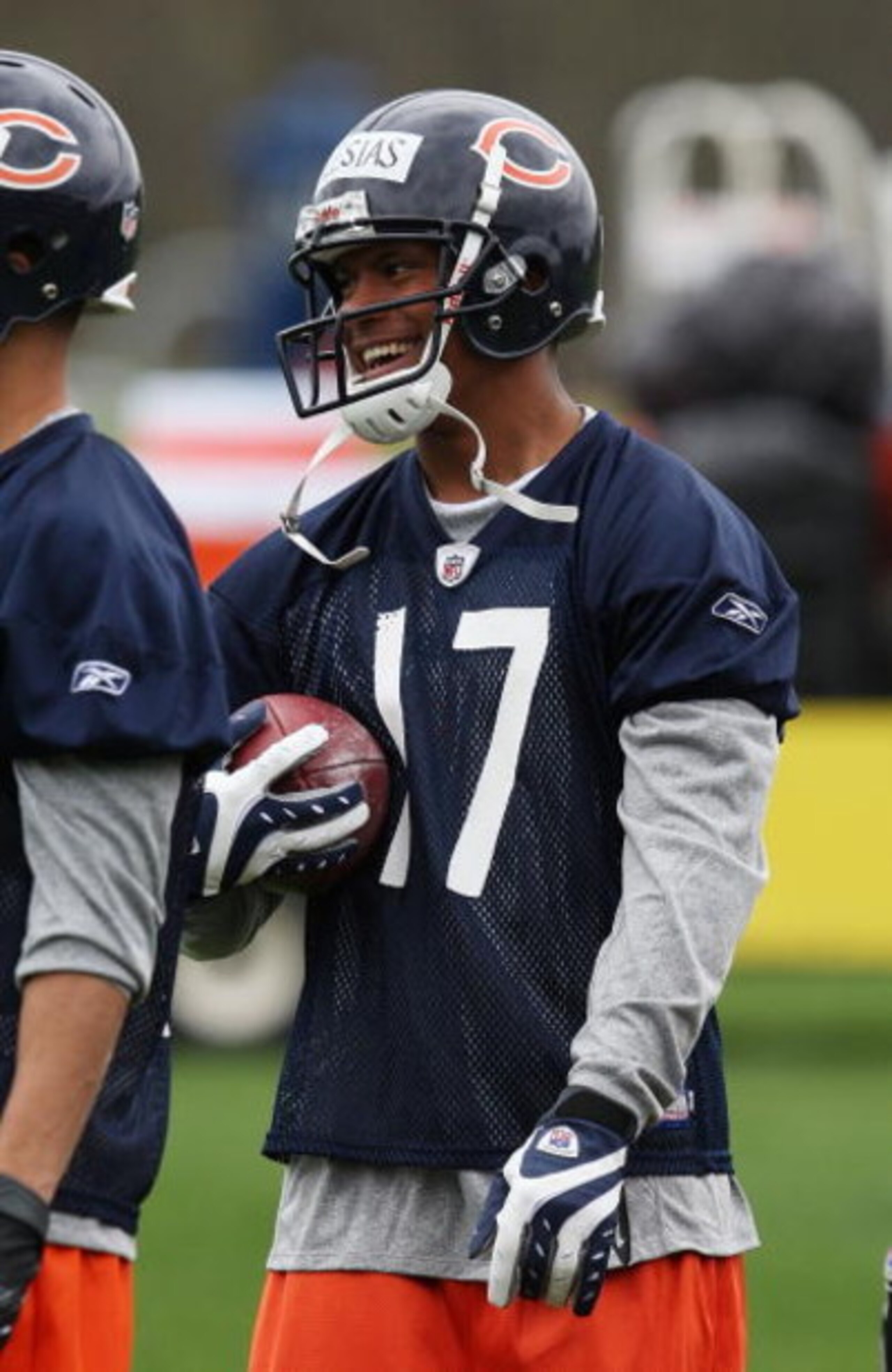 LAKE FOREST, IL - MAY 01: Juaquin Iglesias #17 of the Chicago Bears participates during a rookie mini-camp practice on May 1, 2009 at Halas Hall in Lake Forest, Illinois. (Photo by Jonathan Daniel/Getty Images)