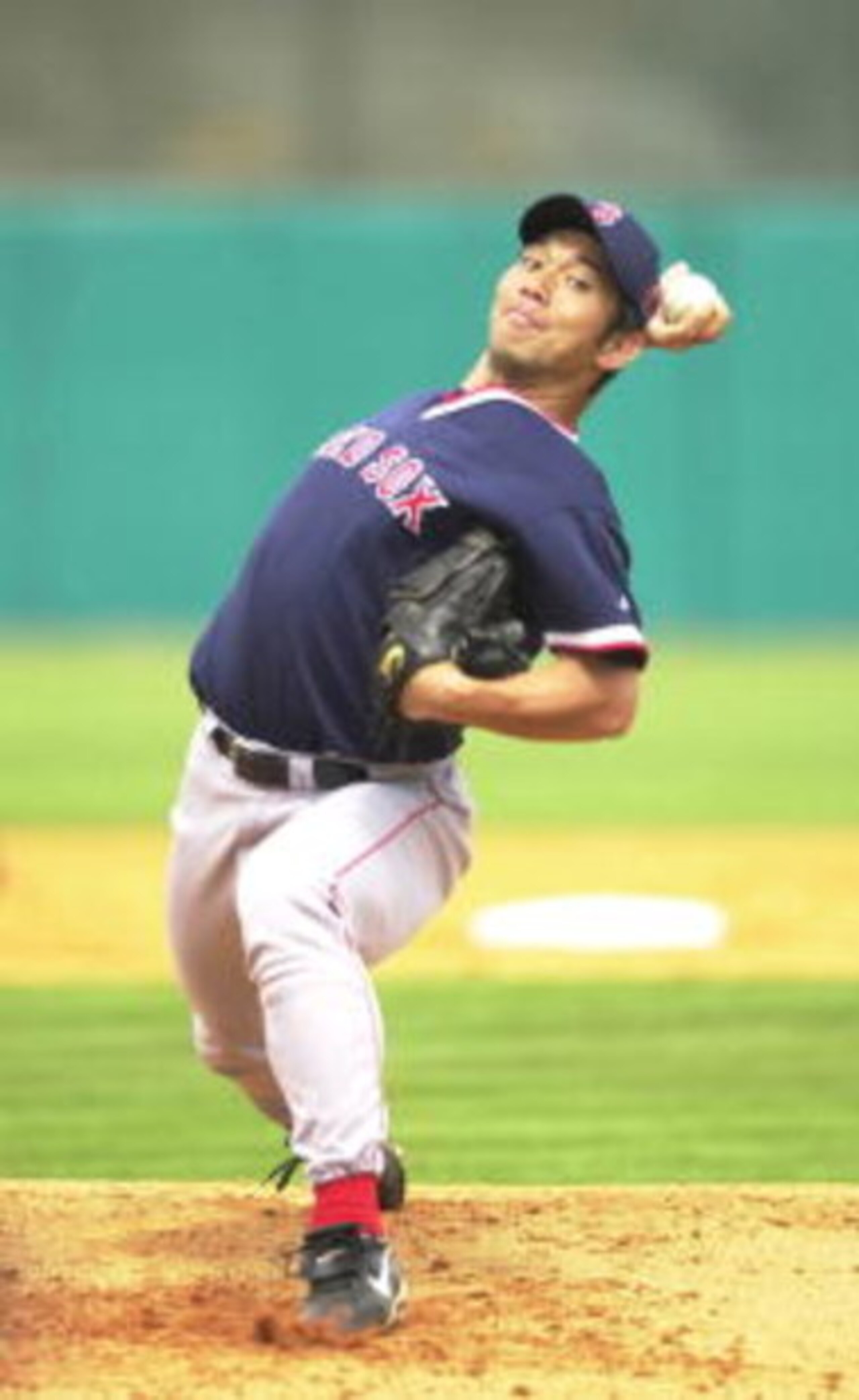 4 Mar 2001:  Hideo Nomo #11 of the Boston Red Sox in action against the Minnesota Twins at Hammond Stadium in Fort Myers, Florida. DIGITAL IMAGE Mandatory Credit: Ezra Shaw/ALLSPORT