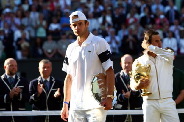 WIMBLEDON, ENGLAND - JULY 05: Andy Roddick of USA looks despondent after defeat during the men's singles final match against Roger Federer of Switzerland on Day Thirteen of the Wimbledon Lawn Tennis Championships at the All England Lawn Tennis and Croque WIMBLEDON, ENGLAND - JULY 05: Andy Roddick of USA looks despondent after defeat during the men's singles final match against Roger Federer of Switzerland on Day Thirteen of the Wimbledon Lawn Tennis Championships at the All England Lawn Tennis and Croque