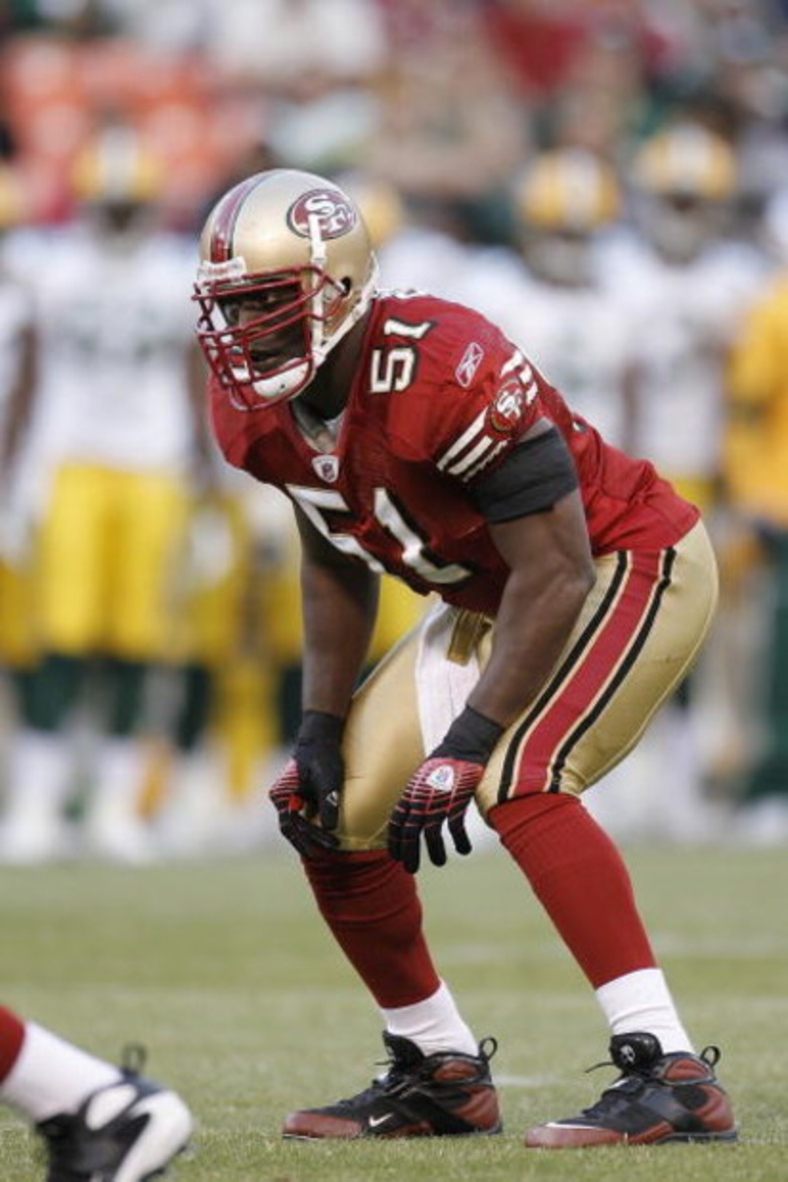 SAN FRANCISC0 - AUGUST 16:  Linebacker Takeo Spikes #51 of the San Francisco 49ers waits for the snap against the Green Bay Packers during a preseason game on August 16, 2008 at Candlestick Park in San Francisco, California.  (Photo by Greg Trott/Getty Im