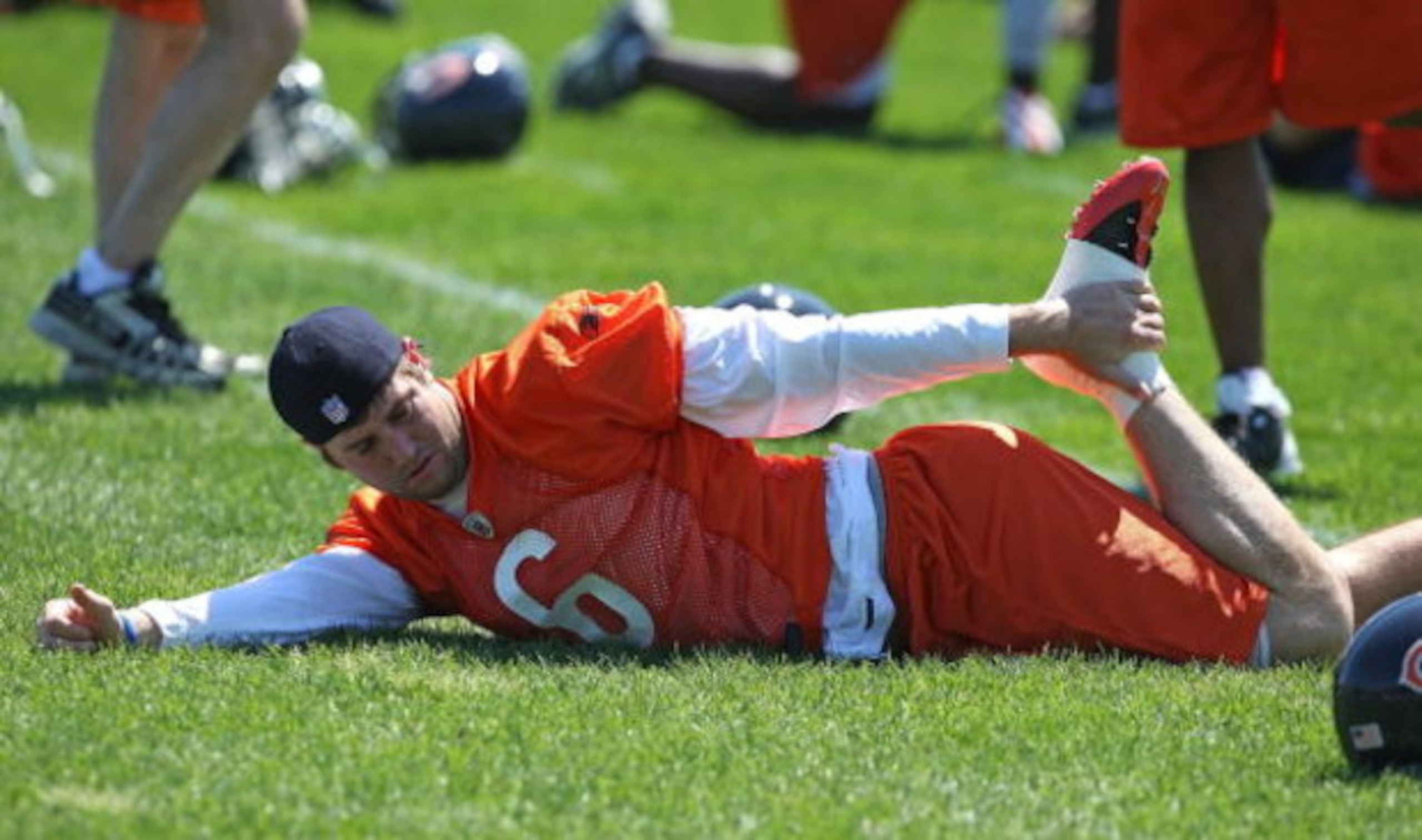 LAKE FOREST, IL - MAY 20: Jay Cutler #6 of the Chicago Bears participates during an organized team activity (OTA) practice on May 20, 2009 at Halas Hall in Lake Forest, Illinois. (Photo by Jonathan Daniel/Getty Images)