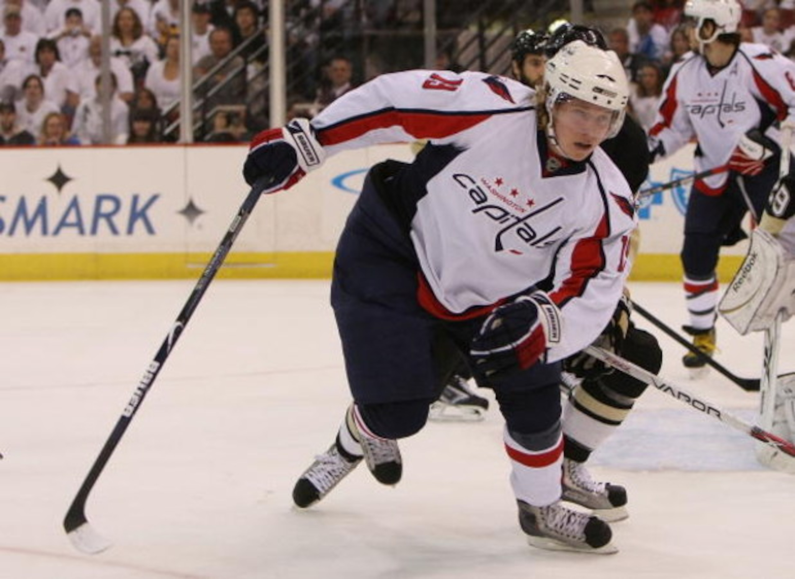 PITTSBURGH - MAY 11: Nicklas Backstrom #19 of the Washington Capitals skates against the Pittsburgh Penguins during Game Six of the Eastern Conference Semifinal  Round of the 2009 Stanley Cup Playoffs at Mellon Arena on May 11, 2009 in Pittsburgh, Pennsyl