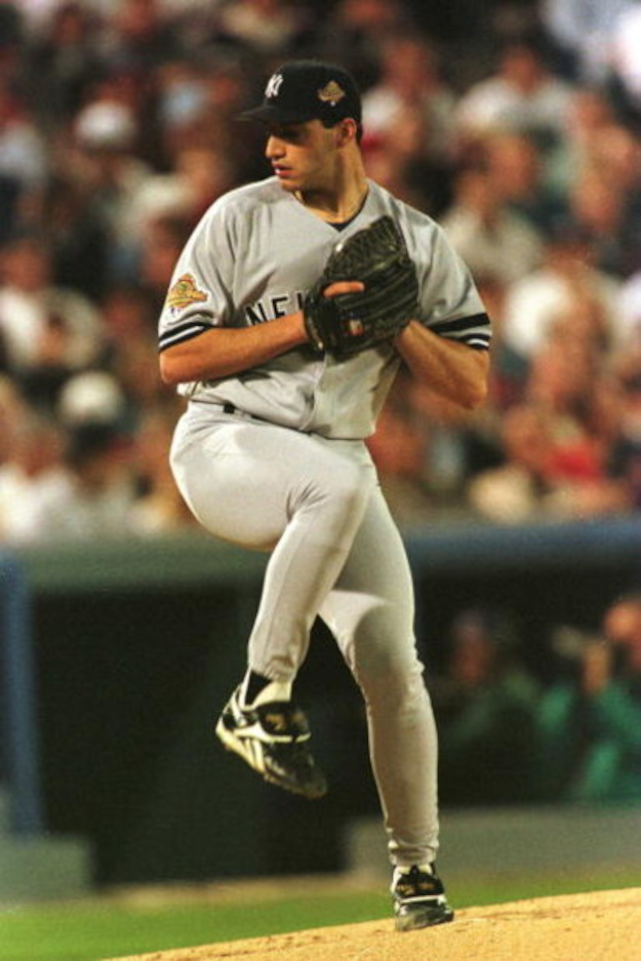 24 Oct 1996:  Pitcher Andy Pettitte of the New York Yankees delivers a pitch during the Yankees versus the Atlanta Braves in game five of the World Series at Fulton County Stadium in Atlanta, Georgia.  Mandatory Credit: Doug Pensinger/Allsport