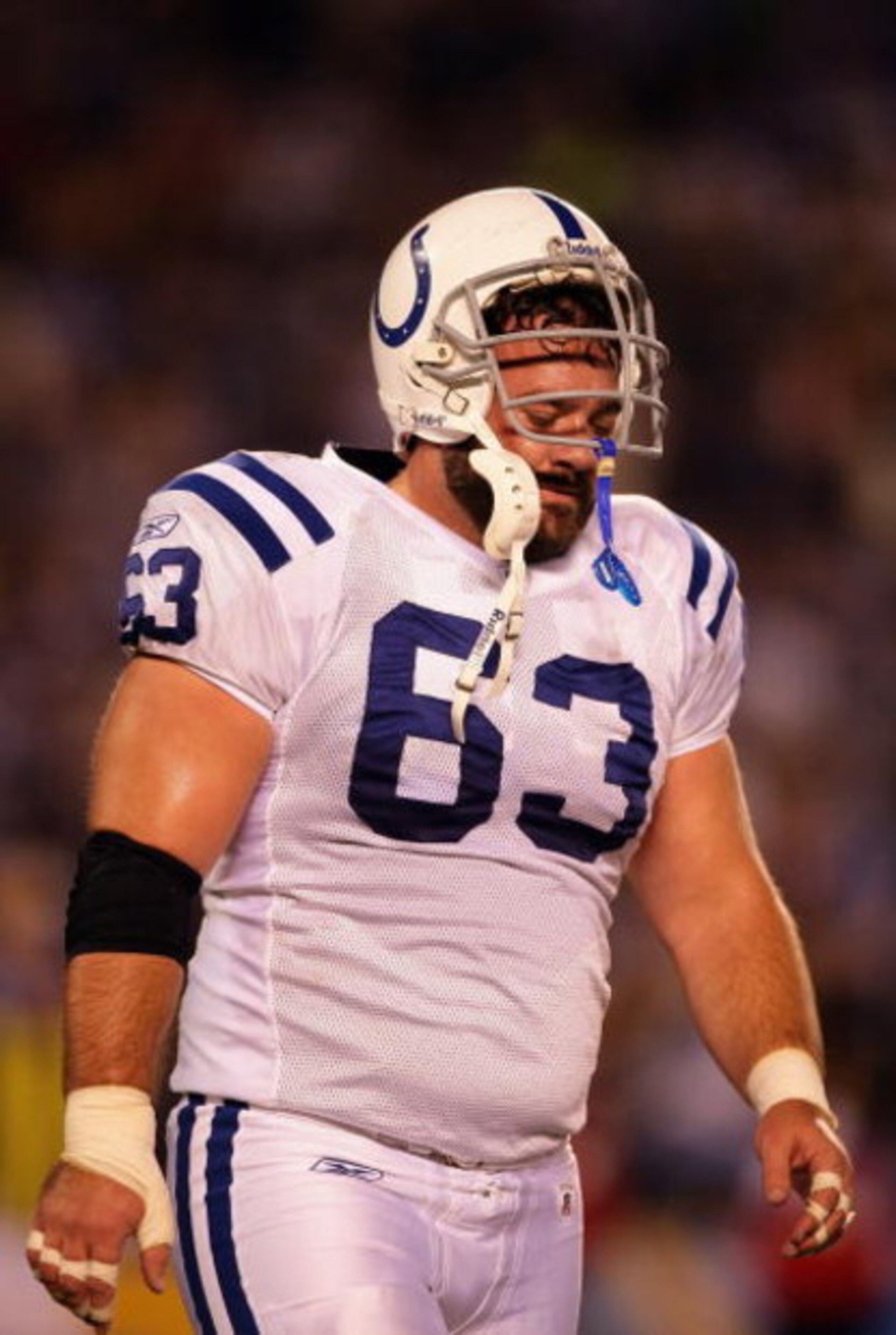 SAN DIEGO, CA - NOVEMBER 23:   Center Jeff Saturday #63 of the Indianapolis Colts walks off the field with an injury in the first half during their NFL Game at Qualcomm Stadium on November 23, 2008 in San Diego, California.  (Photo by Donald Miralle/Getty