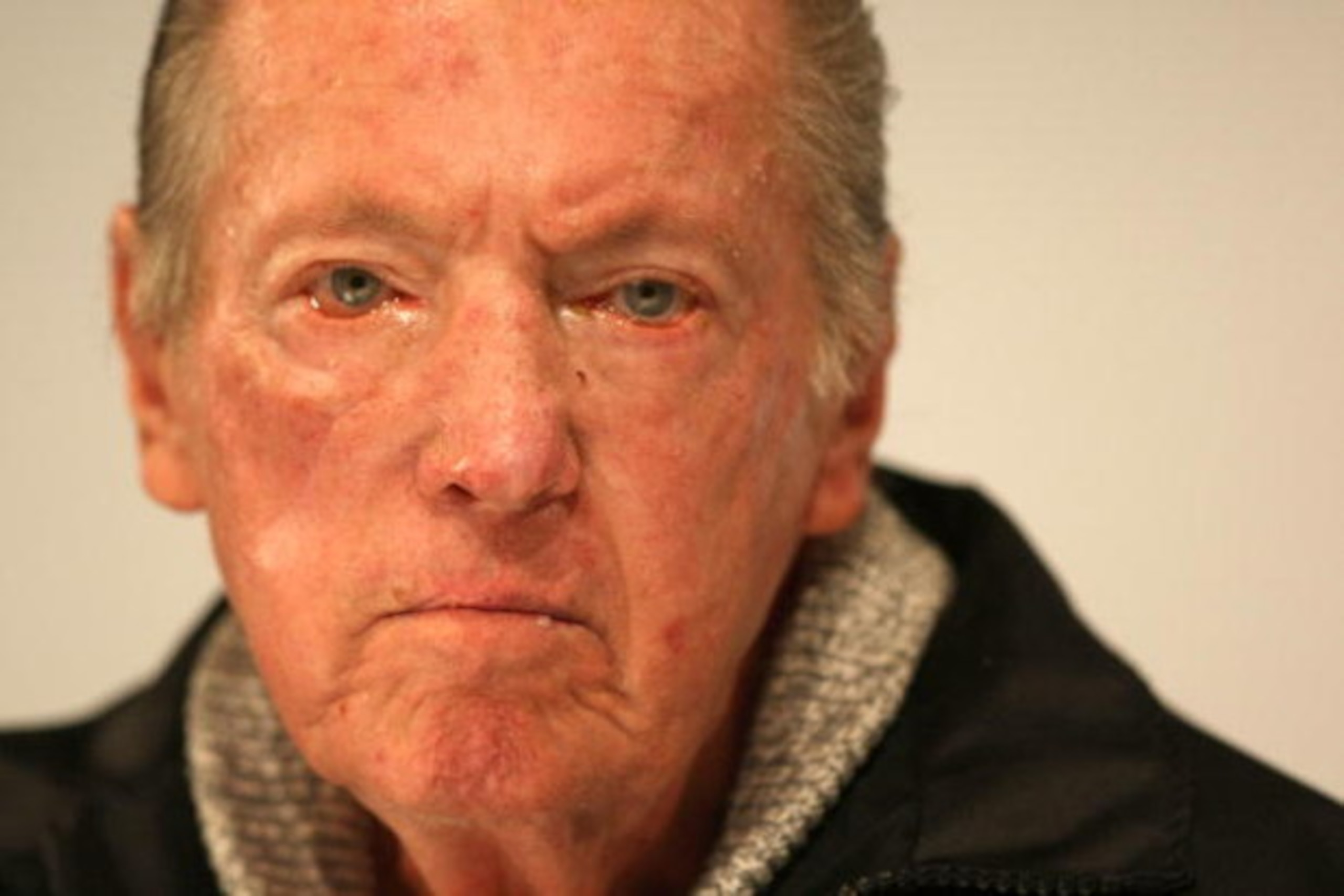 ALAMEDA, CA - SEPTEMBER 30:  Oakland Raiders owner Al Davis speaks during a press conference to announce the firing of head coach Lane Kiffin of the Oakland Raiders at thier training facility on Septemer 30, 2008 in Alameda, California.  (Photo by Jed Jac