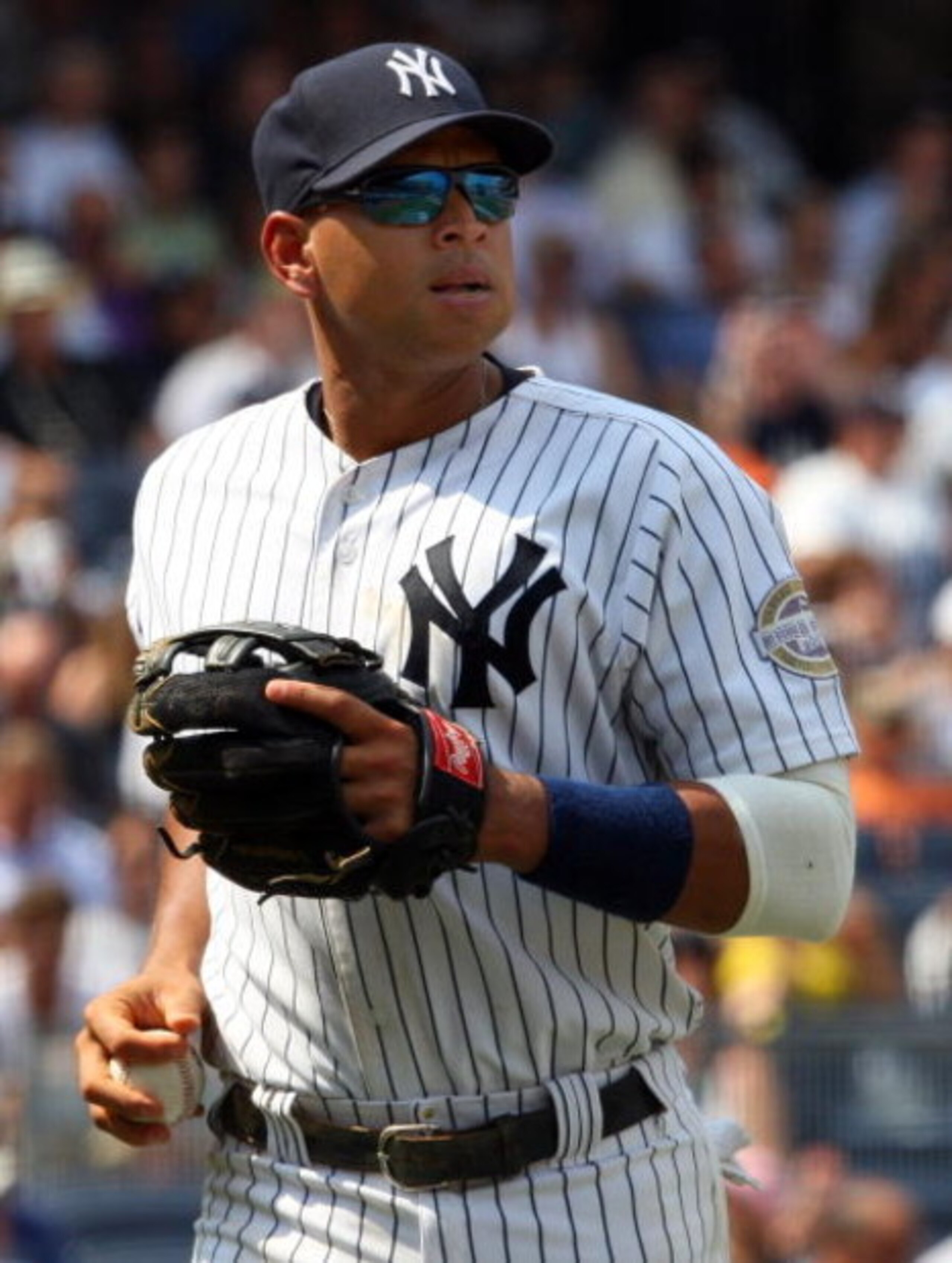 NEW YORK - JULY 22:  Alex Rodriguez #13 of the New York Yankees looks on against the Baltimore Orioles on July 22, 2009 at Yankee Stadium in the Bronx borough of New York City.  (Photo by Jim McIsaac/Getty Images)