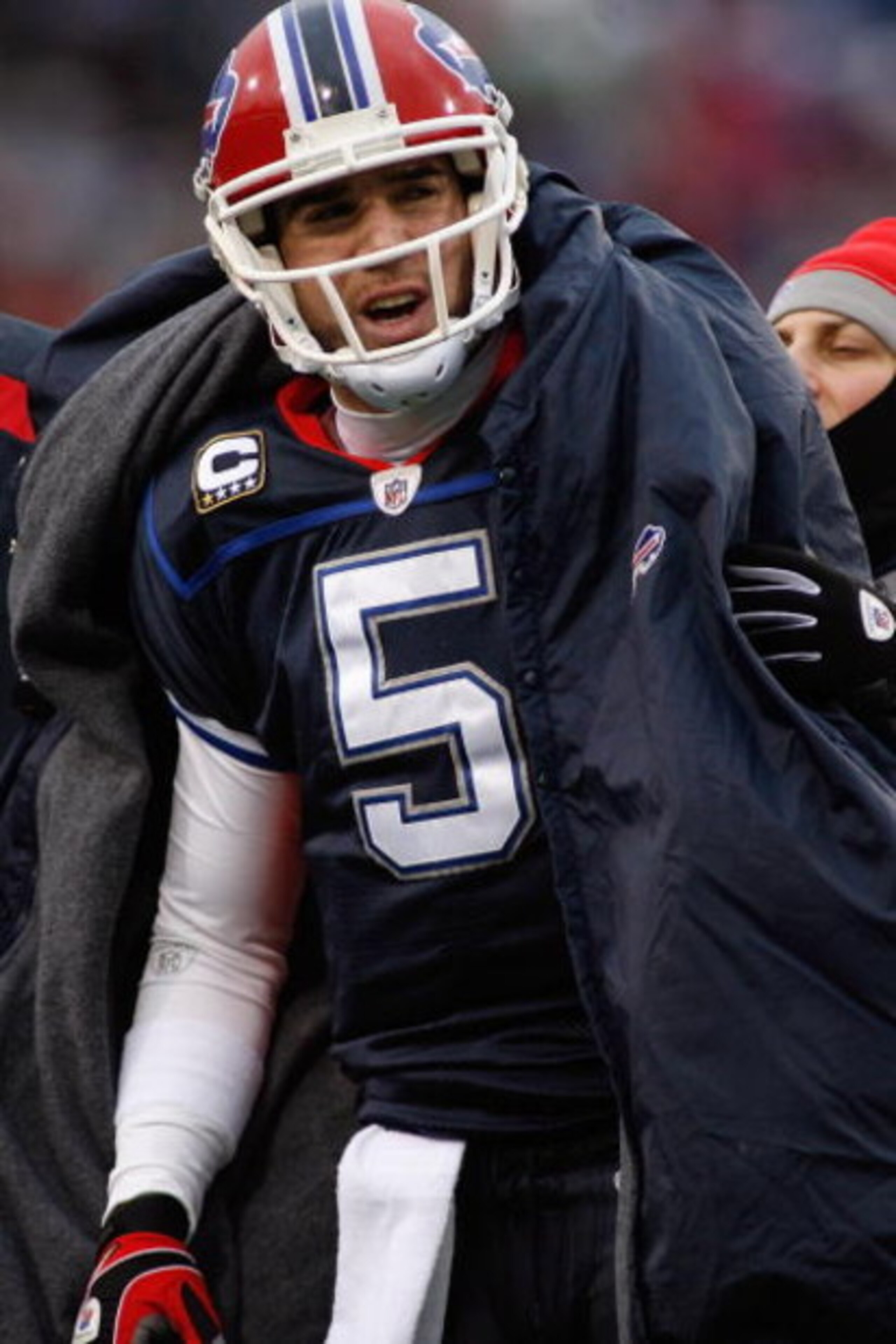 ORCHARD PARK, NY - DECEMBER 28: Trent Edwards #5 of the Buffalo Bills looks on during the game against the New England Patriots on December 28, 2008 at Ralph Wilson Stadium in Orchard Park, New York. (Photo by Rick Stewart/Getty Images) ORCHARD PARK, NY - DECEMBER 28: Trent Edwards #5 of the Buffalo Bills looks on during the game against the New England Patriots on December 28, 2008 at Ralph Wilson Stadium in Orchard Park, New York. (Photo by Rick Stewart/Getty Images)