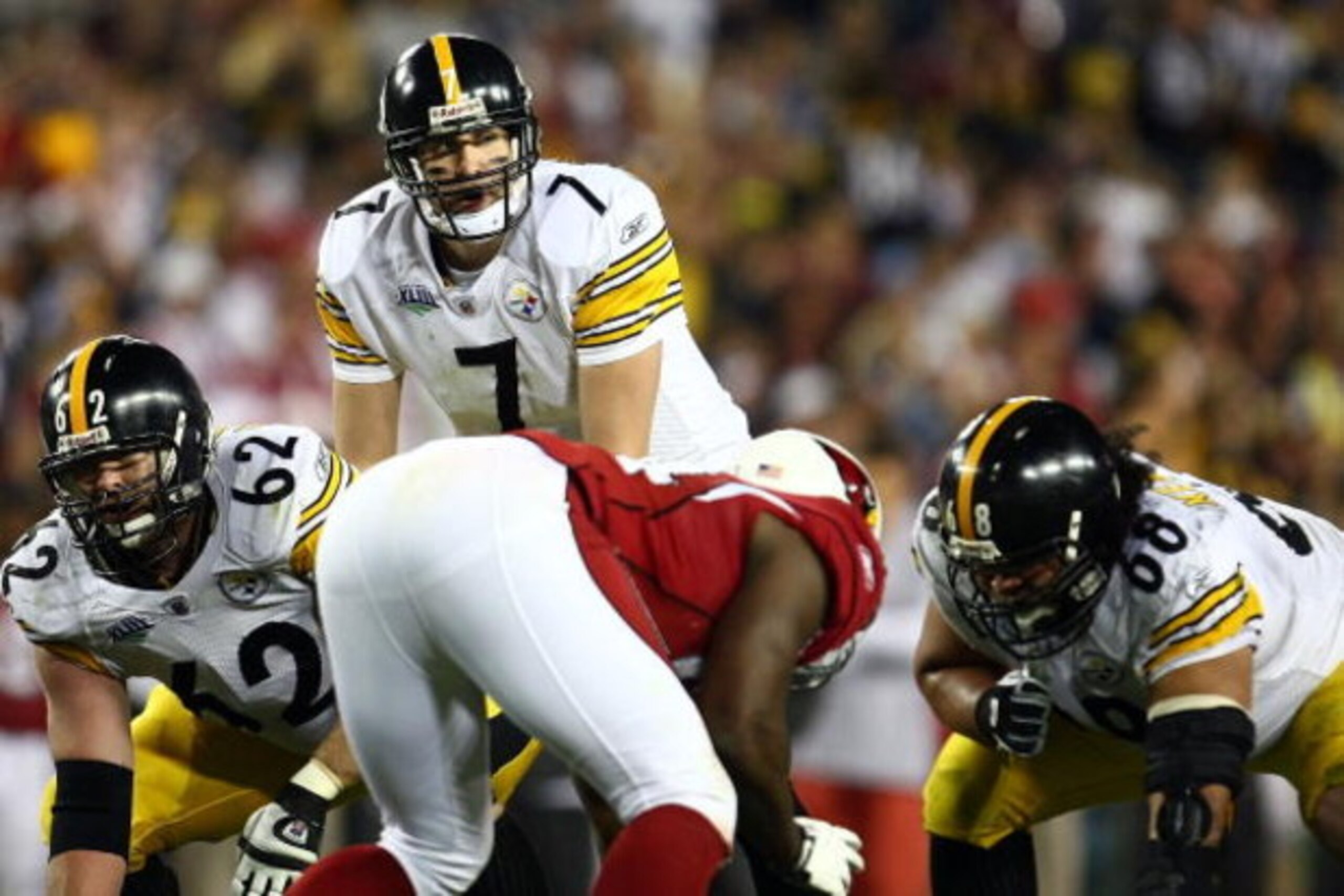TAMPA, FL - FEBRUARY 01: Quarterback Ben Roethlisberger #7 of the Pittsburgh Steelers under center against the Arizona Cardinals during Super Bowl XLIII on February 1, 2009 at Raymond James Stadium in Tampa, Florida. (Photo by Chris McGrath/Getty Images TAMPA, FL - FEBRUARY 01: Quarterback Ben Roethlisberger #7 of the Pittsburgh Steelers under center against the Arizona Cardinals during Super Bowl XLIII on February 1, 2009 at Raymond James Stadium in Tampa, Florida. (Photo by Chris McGrath/Getty Images