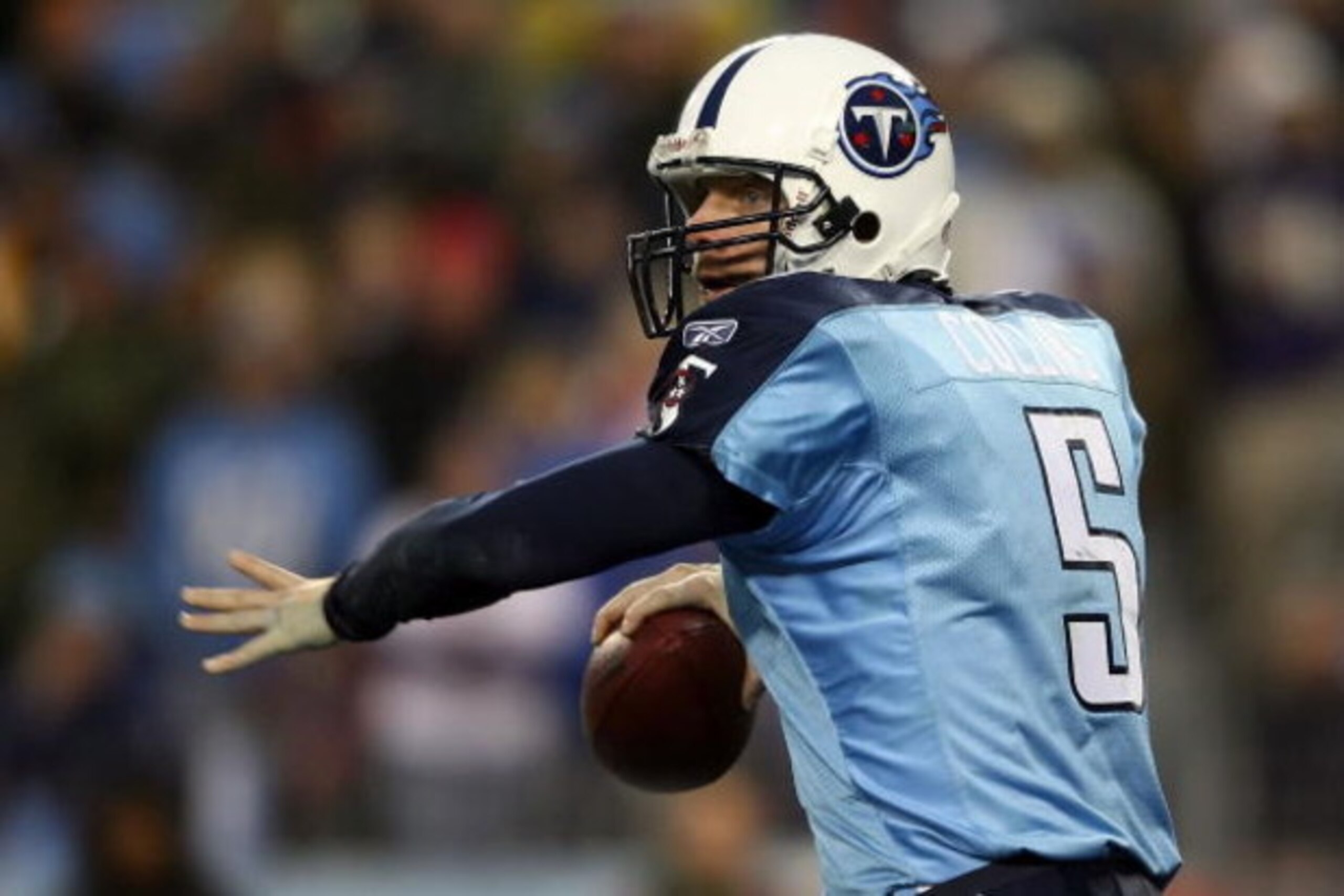 NASHVILLE, TN - JANUARY 10: Quarterback Kerry Collins #5 of the Tennessee Titans looks to throw the ball against the Baltimore Ravens during the AFC Divisional Playoff Game on January 10, 2009 at LP Field in Nashville, Tennessee. (Photo by Andy Lyons/Ge NASHVILLE, TN - JANUARY 10: Quarterback Kerry Collins #5 of the Tennessee Titans looks to throw the ball against the Baltimore Ravens during the AFC Divisional Playoff Game on January 10, 2009 at LP Field in Nashville, Tennessee. (Photo by Andy Lyons/Ge