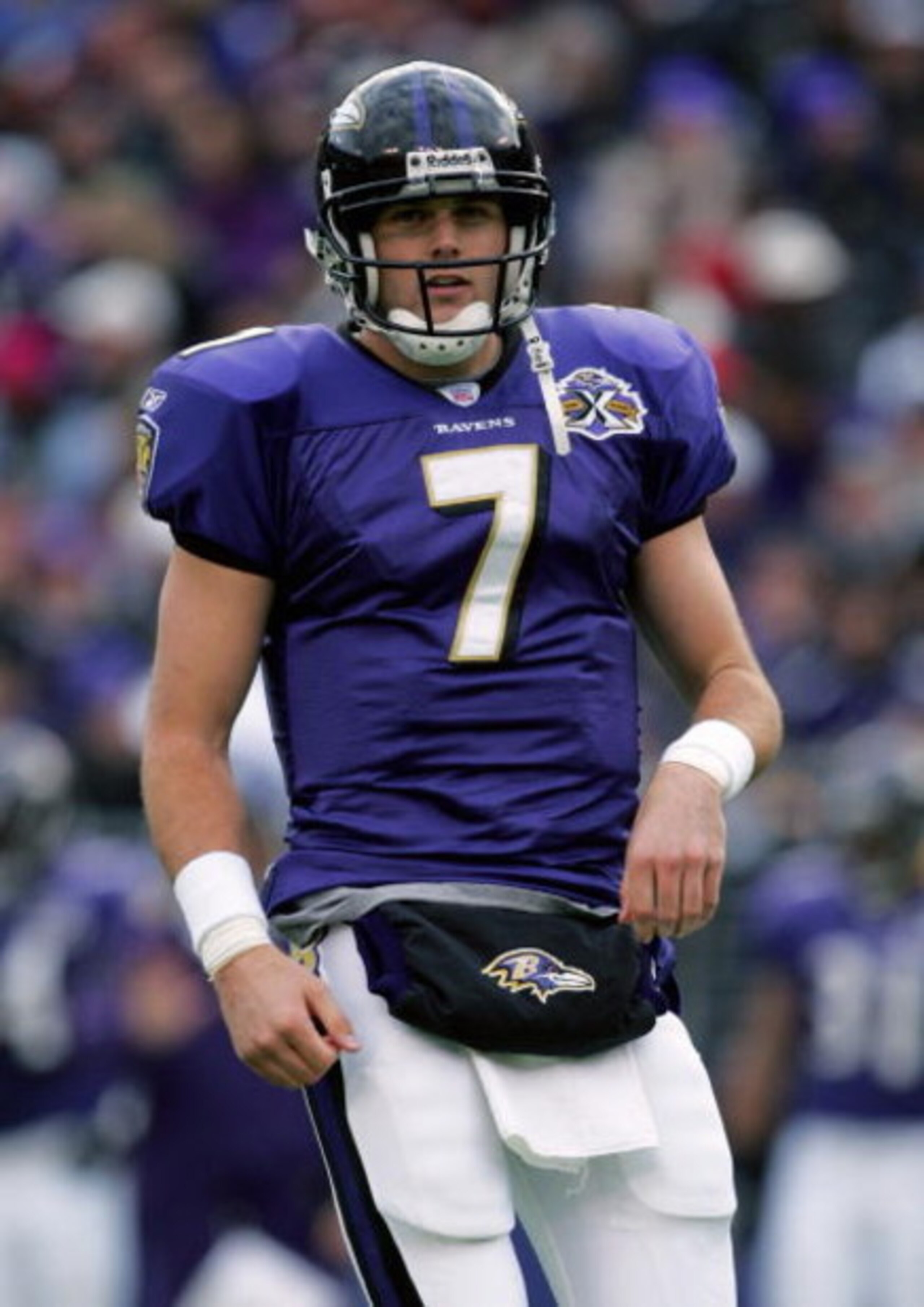 BALTIMORE - DECEMBER 04:  Quarterback Kyle Boller #7 of the Baltimore Ravens looks to pass during the game against the Houston Texans on December 4, 2005 at M&T Bank Stadium in Baltimore, Maryland. (Photo by Jamie Squire/Getty Images) 