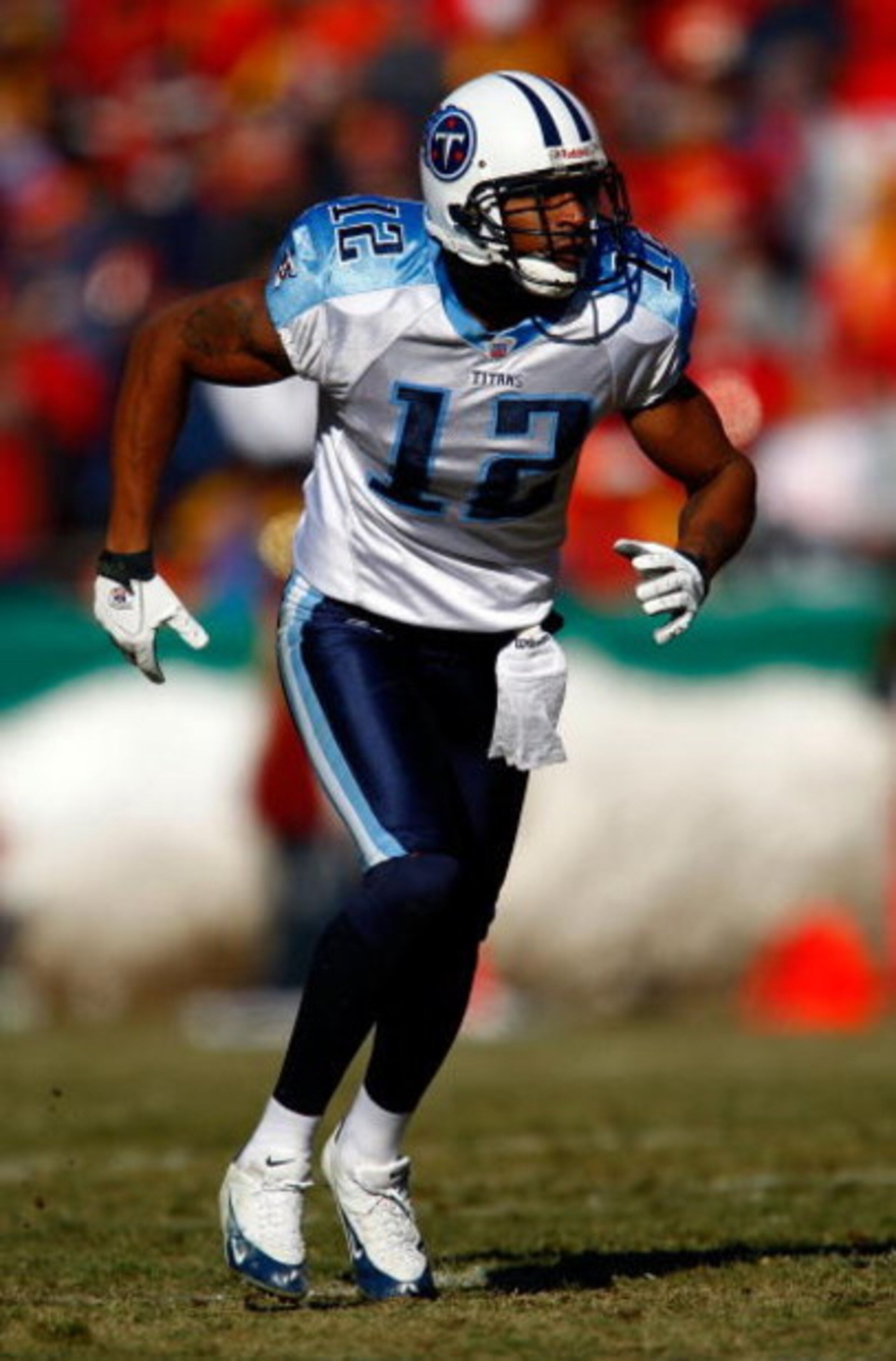 KANSAS CITY, MO - DECEMBER 16:  Reciever Justin Gage #12 of the Tennessee Titans in action during the game against the Kansas City Chiefs on December 16, 2007 at Arrowhead Stadium in Kansas City, Missouri.  (Photo by Jamie Squire/Getty Images)