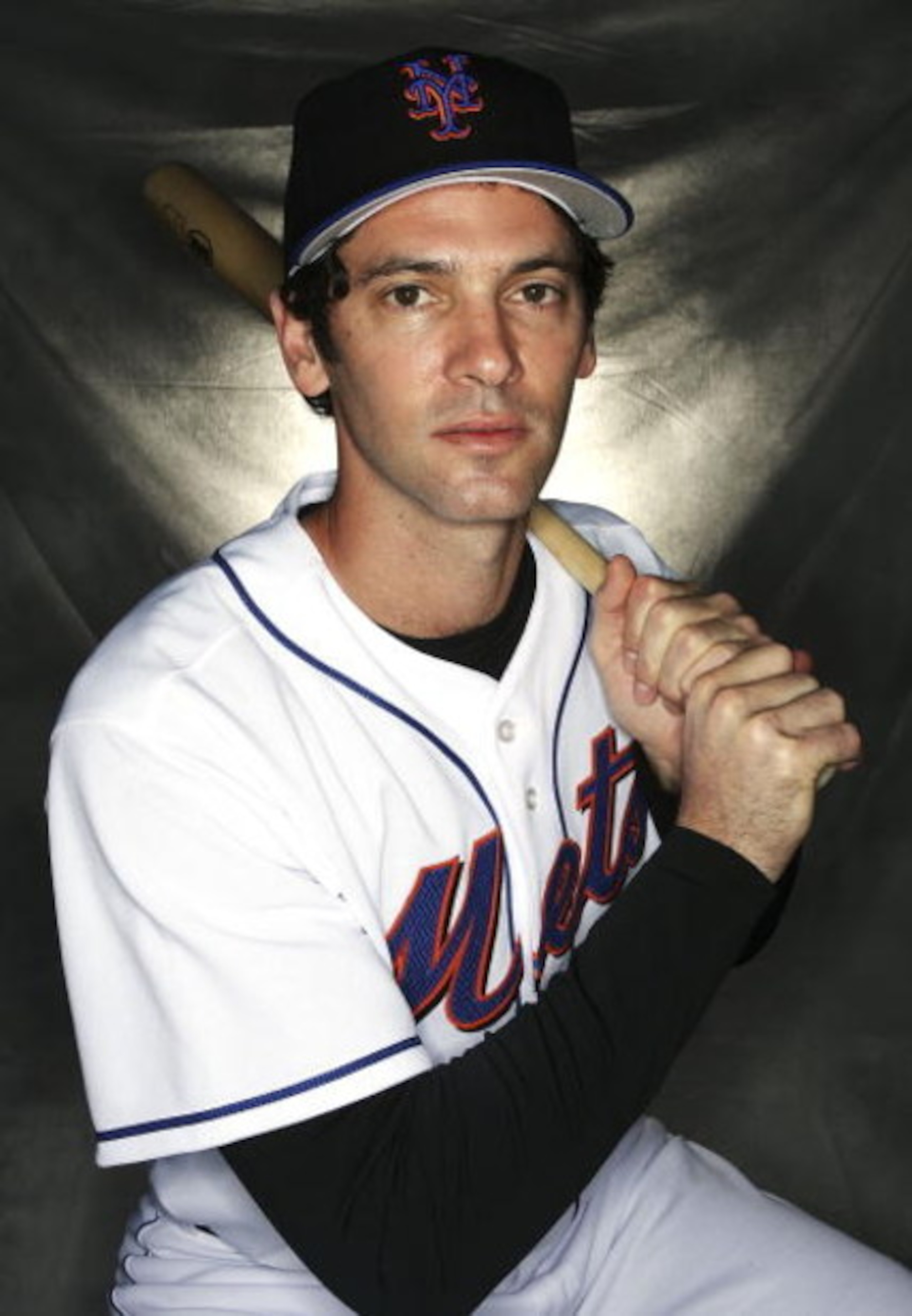 PORT SAINT LUCIE, FL - FEBRUARY 25:  Shawn Green #20 of the New York Mets poses during Photo Day on February 25, 2007 at the Tradition Field in Port Saint Lucie, Florida.  (Photo by Doug Benc/Getty Images)
