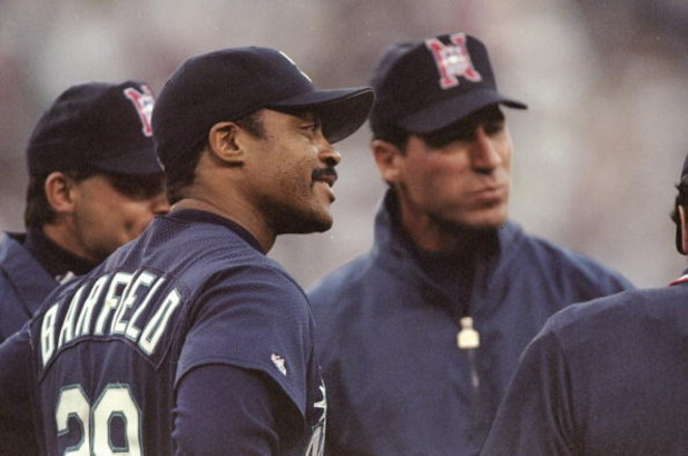24 Jun 1998:  Jesse Barfield #29 of the Seattle Mariners in action during an interleague game against the San Diego Padres at Qualcomm Stadium in San Diego, California.  The Mariners defeated the Padres 2-1. Mandatory Credit: Todd Warshaw  /Allsport