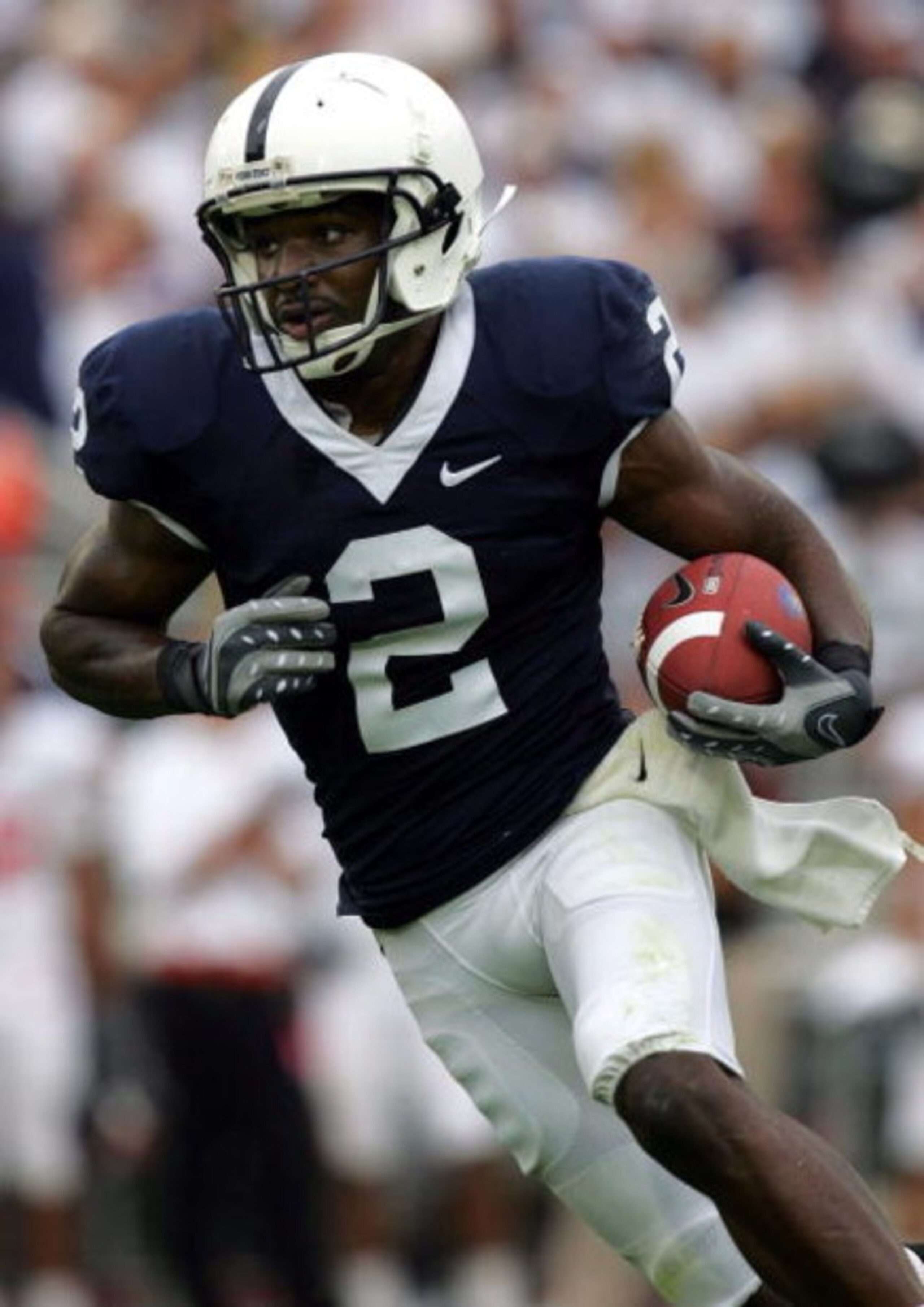 STATE COLLEGE, PA - SEPTEMBER 06:  Wide receiver Derrick Williams #2 of the Penn State Nittany Lions runs against the Oregon State Beavers at Beaver Stadium on September 6, 2008 in State College, Pennsylvania.  (Photo by Ronald Martinez/Getty Images)