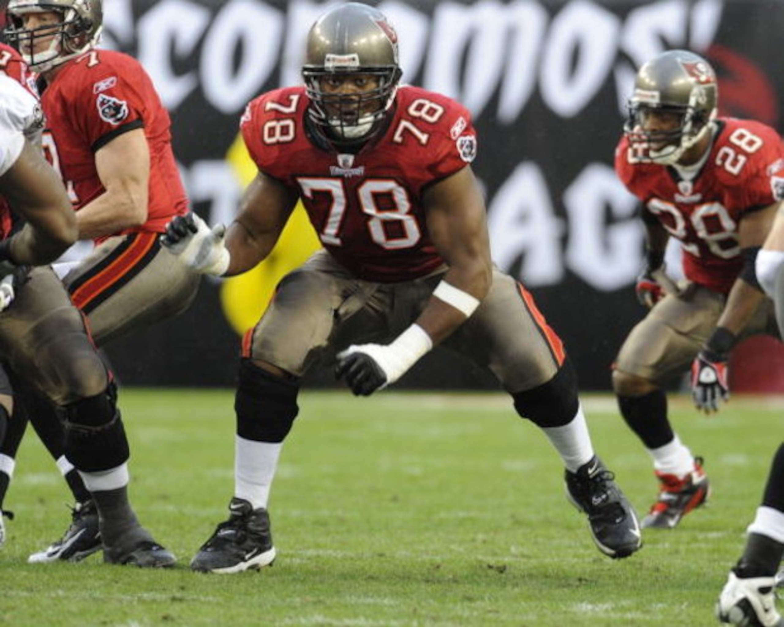 TAMPA, FL - NOVEMBER 30: Guard Aaron Sears #78 of the Tampa Bay Buccaneers sets to block against the New Orleans Saints at Raymond James Stadium on November 30, 2008 in Tampa, Florida.  (Photo by Al Messerschmidt/Getty Images) 