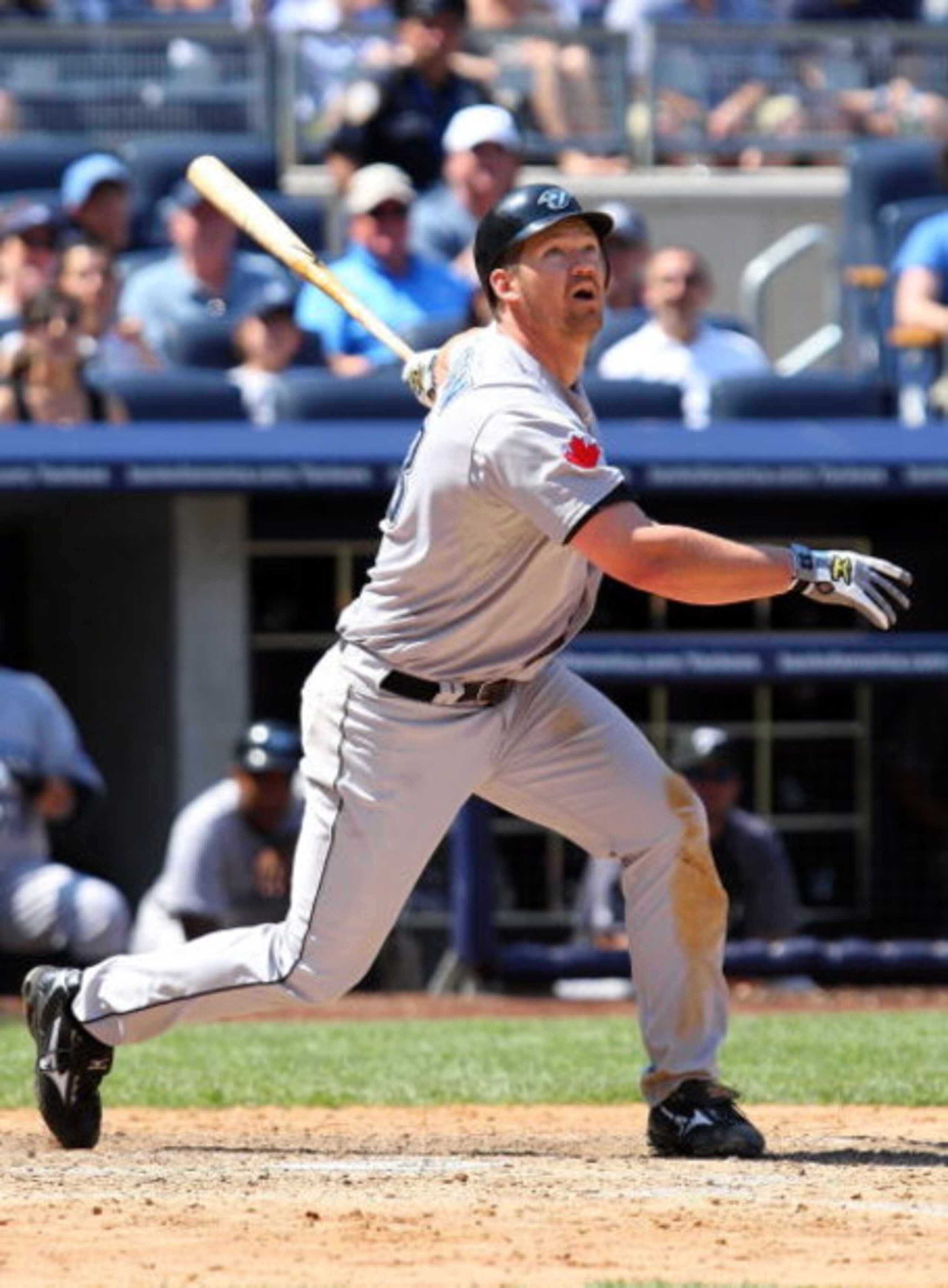 NEW YORK - JULY 06:  Scott Rolen #33 of the Toronto Blue Jays bats against the New York Yankees on July 6, 2009 at Yankee Stadium in the Bronx borough of New York City.  (Photo by Jim McIsaac/Getty Images)