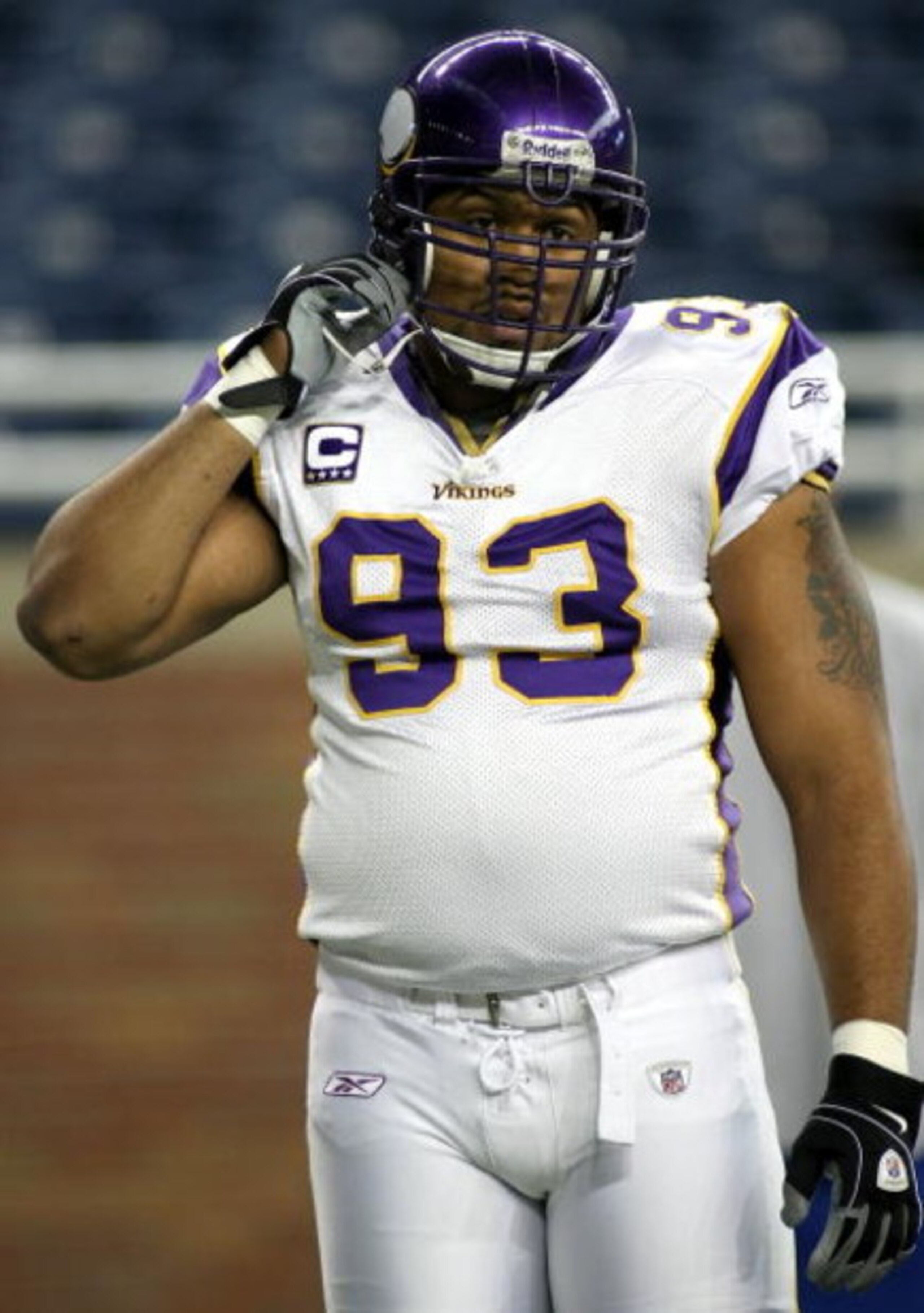 DETROIT - DECEMBER 07:  Kevin Williams #93 of the Minnesoa Vikings warms up before the NFL game against the Detroit Lions at Ford Field on December 7, 2008 in Detroit, Michigan. The Vikings defeated the Lions 20-16.  (Photo by Christian Petersen/Getty Ima