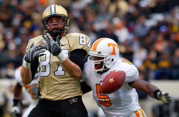 NASHVILLE, TN - NOVEMBER 22:  Linebacker Rico McCoy #5 of the Tennessee Volunteers breaks up a pass intended for tight end Brandon Barden #87 of the Vanderbilt Commodores during the game at Vanderbilt Stadium on November 22, 2008 in Nashville, Tennessee. 
