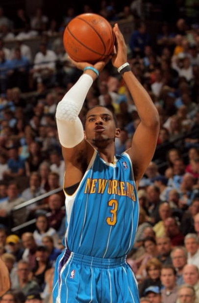 DENVER - APRIL 29:  Chris Paul #3 of the New Orleans Hornets shoots against the Denver Nuggets in Game Five of the Western Conference Quarterfinals during the 2009 NBA Playoffs at Pepsi Center on April 29, 2009 in Denver, Colorado. The Nuggets defeated th