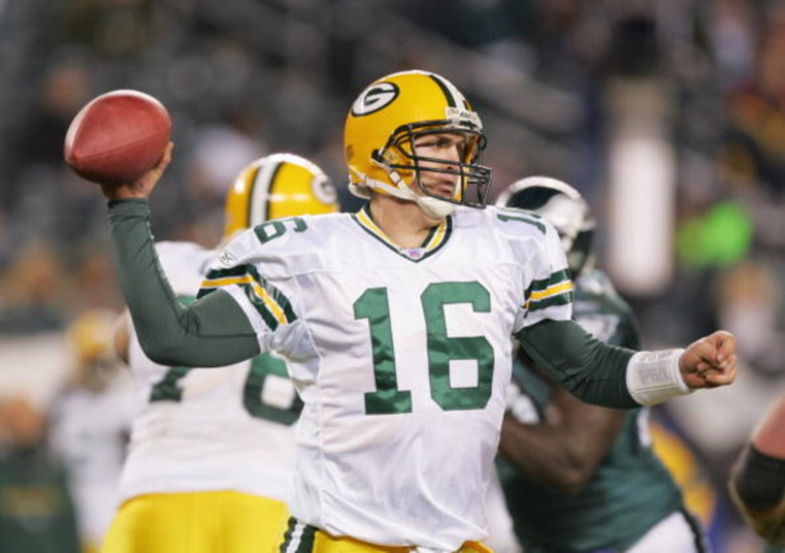 PHILADELPHIA - DECEMBER 5:  Craig Nall #16 of the Green Bay Packers sets to pass during the game against the Philadelphia Eagles at Lincoln Financial Field on December 5, 2004 in Philadelphia, Pennsylvania. The Eagles defeated the Packers 47-17. (Photo by