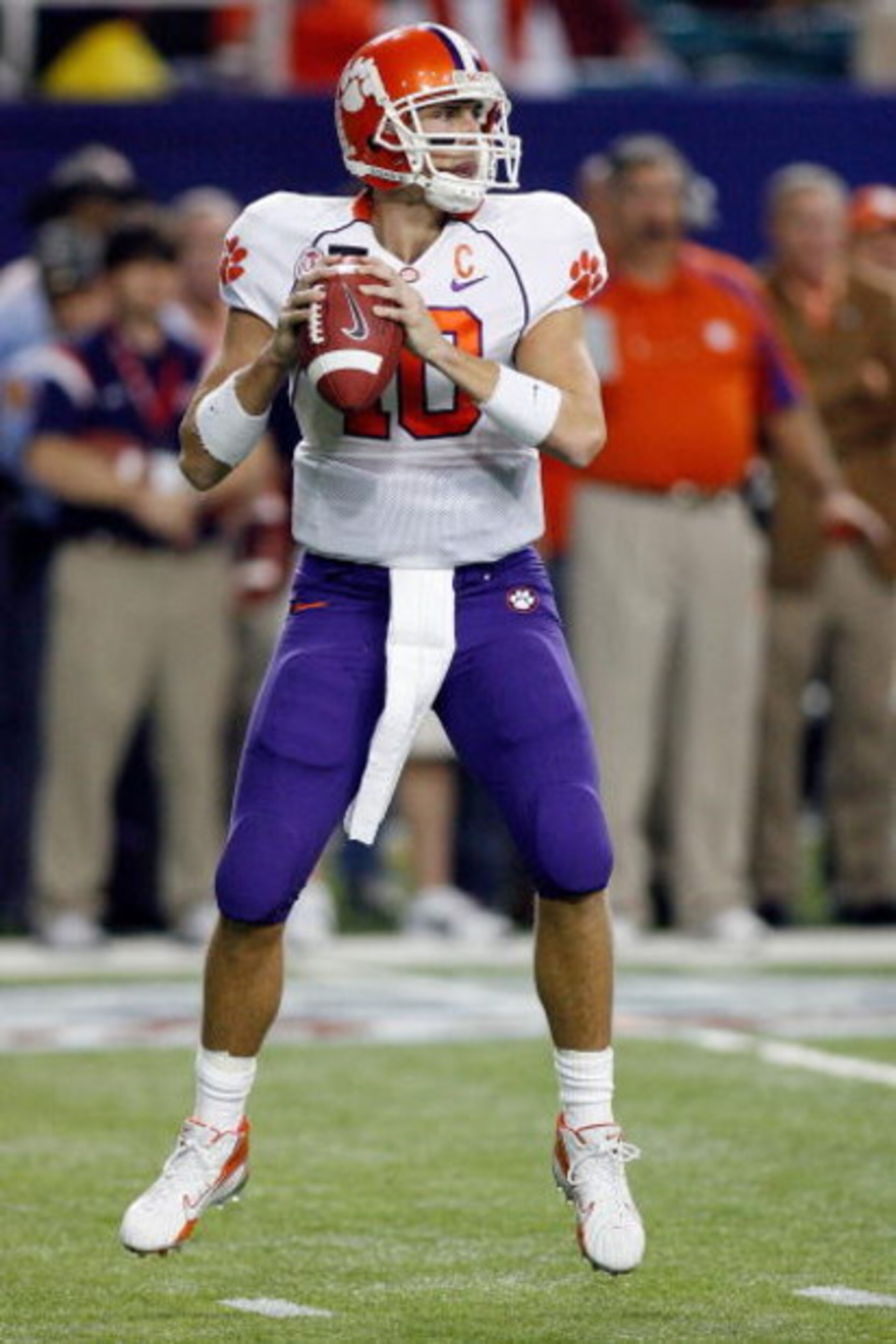 ATLANTA - DECEMBER 31:  Cullen Harper #10 of the Clemson University Tigers looks to pass during the Chick-Fil-A Bowl on December 31, 2007 at the Georgia Dome in Atlanta, Georgia.  (Photo by Chris Graythen/Getty Images)