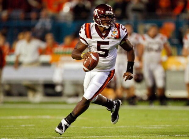 MIAMI - JANUARY 01:  Tyrod Taylor #5 of the Virginia Tech Hokies runs with the ball during the FedEx Orange Bowl against the Cincinnati Bearcats at Dolphin Stadium on January 1, 2009 in Miami, Florida.  (Photo by Streeter Lecka/Getty Images)