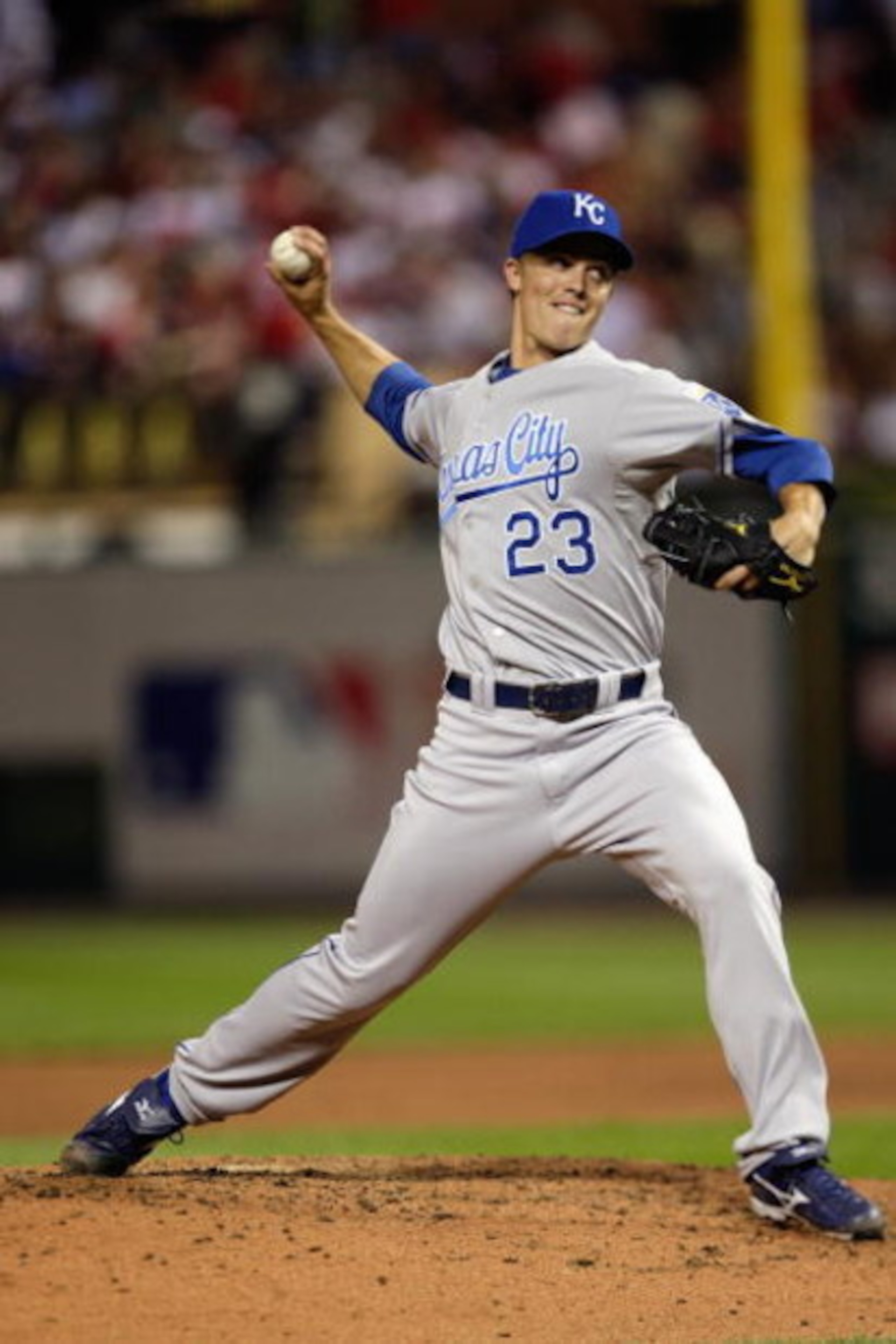 ST. LOUIS, MO - JULY 14:  American League All-Star Zack Greinke of the Kansas City Royals pitches during the 2009 MLB All-Star Game at Busch Stadium on July 14, 2009 in St Louis, Missouri. (Photo by Jamie Squire/Getty Images)