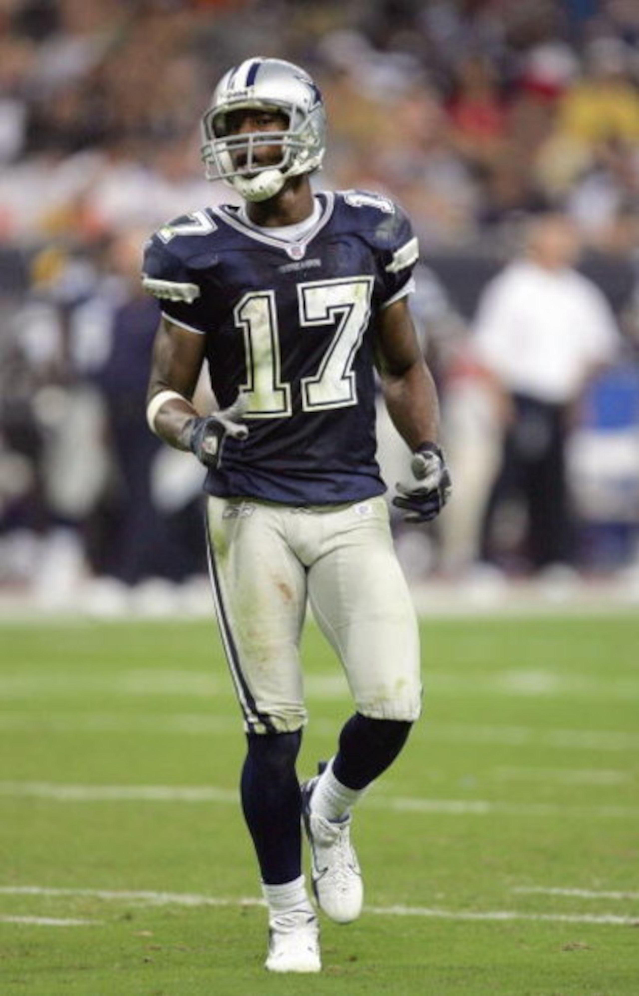 HOUSTON - AUGUST 25: Sam Hurd #17 of the Dallas Cowboys walks on the field during the game against the Houston Texans at Reliant Stadium on August 25, 2007 in Houston, Texas. (Photo by Ronald Martinez/Getty Images)