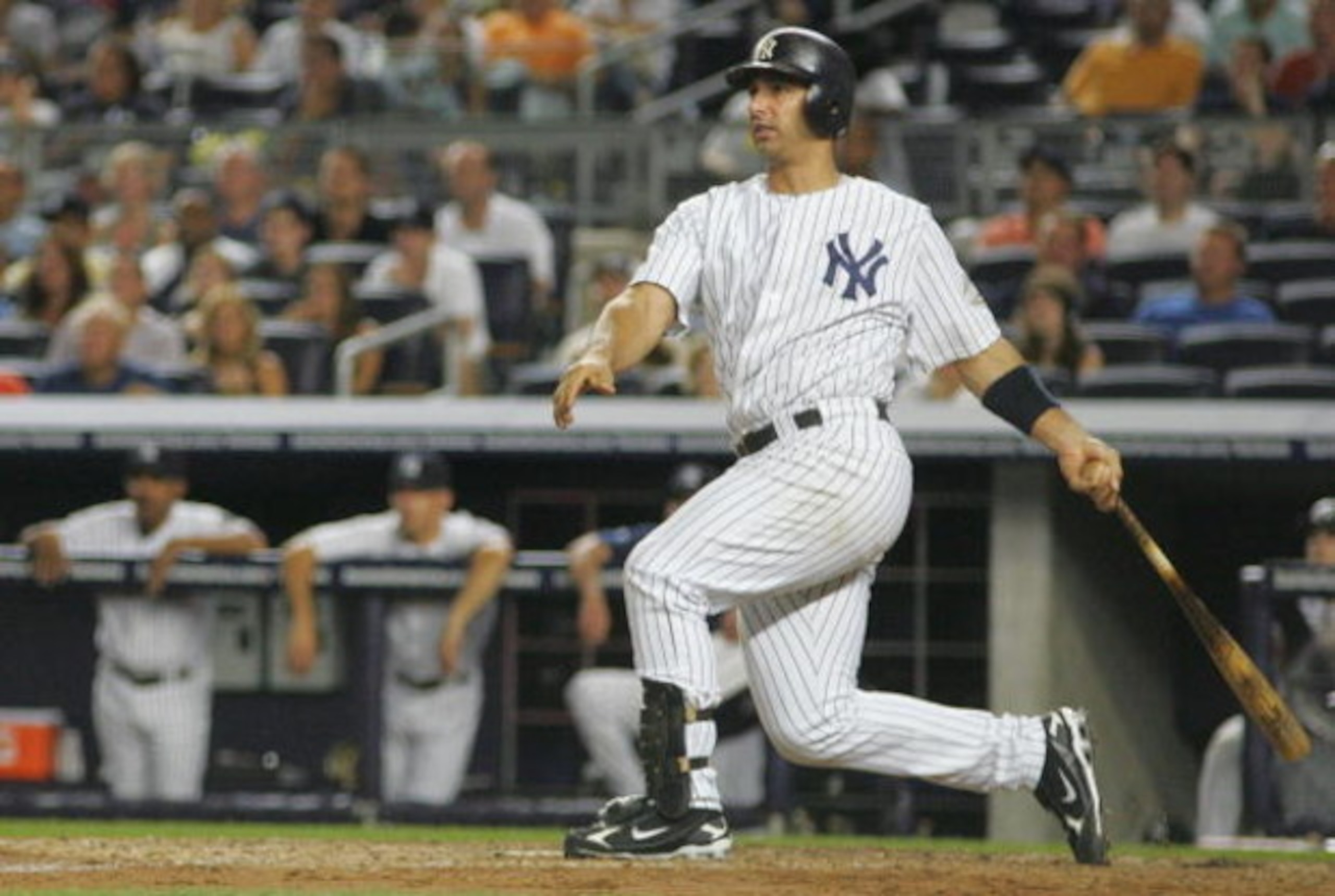 NEW YORK - AUGUST 10: Jorge Posada #20 of the New York Yankees at bat during the game on August 10, 2009 at Yankee Stadium in the Bronx borough of New York City. (Photo by Jared Wickerham/Getty Images) NEW YORK - AUGUST 10: Jorge Posada #20 of the New York Yankees at bat during the game on August 10, 2009 at Yankee Stadium in the Bronx borough of New York City. (Photo by Jared Wickerham/Getty Images)