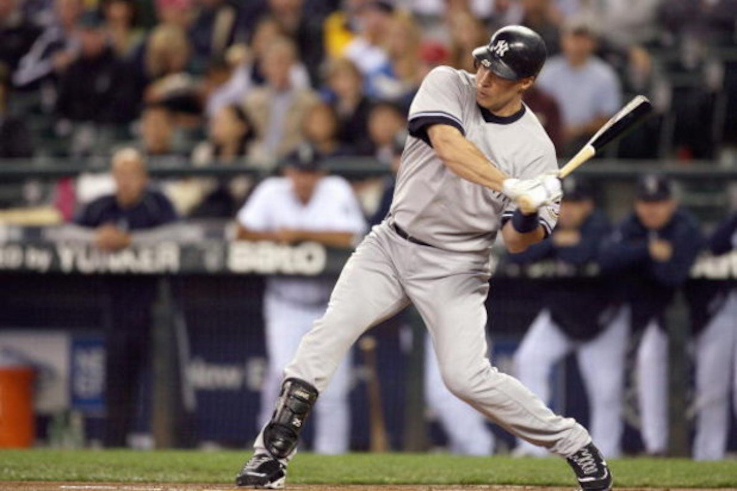 SEATTLE - AUGUST 13: Mark Teixeira #25 of the New York Yankees swings at the pitch during the game against the Seattle Mariners on August 13, 2009 at Safeco Field in Seattle, Washington. (Photo by Otto Greule Jr/Getty Images) SEATTLE - AUGUST 13: Mark Teixeira #25 of the New York Yankees swings at the pitch during the game against the Seattle Mariners on August 13, 2009 at Safeco Field in Seattle, Washington. (Photo by Otto Greule Jr/Getty Images)
