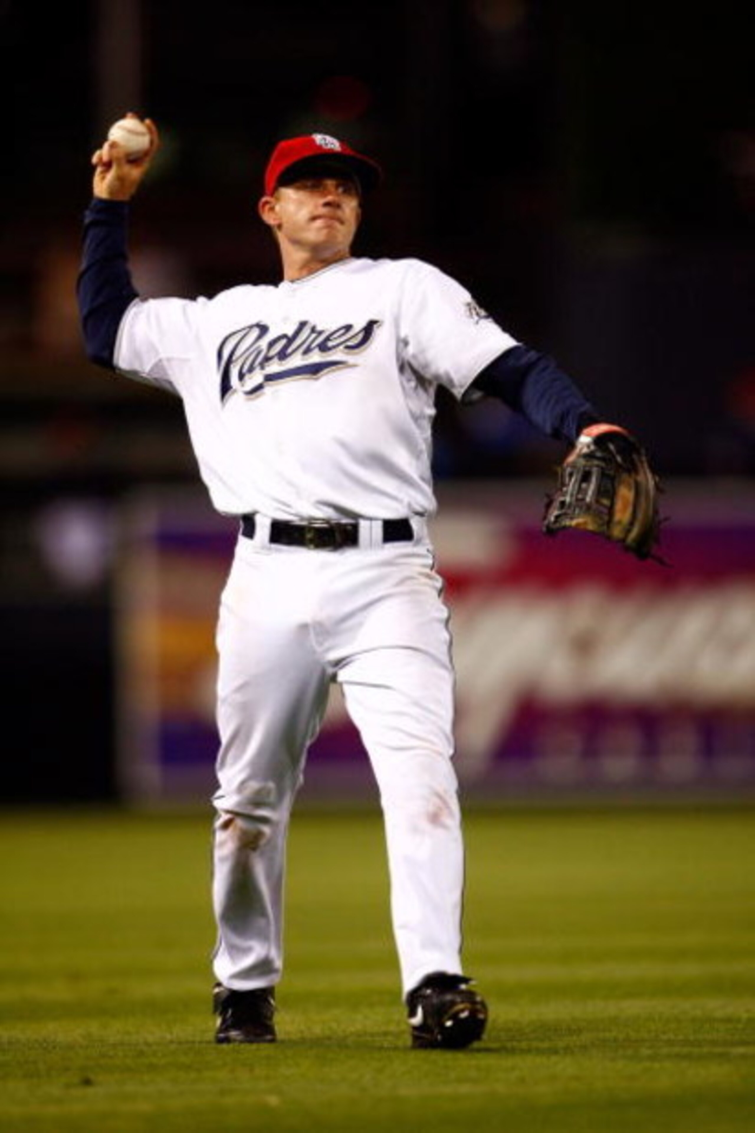 SAN DIEGO - JULY 03:  David Eckstein #3 of the San Diego Padres fields against Los Angeles Dodgers at Petco Park on July 3, 2009 in San Diego, California.  (Photo by Jeff Gross/Getty Images)