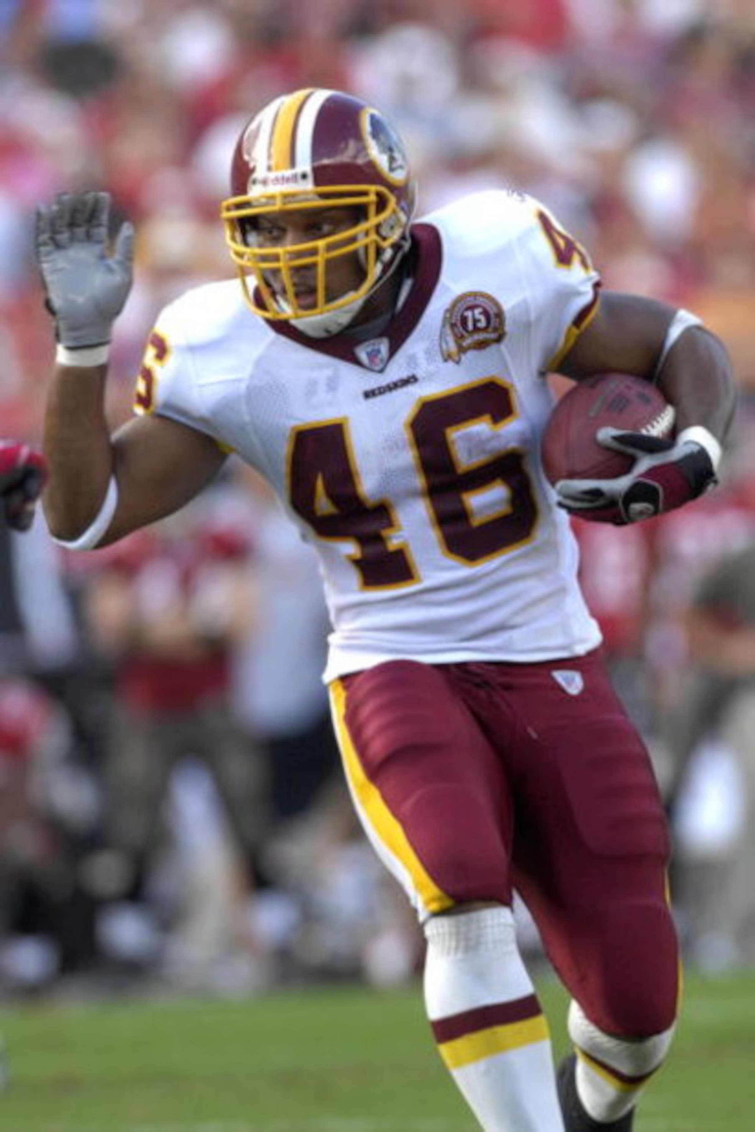 TAMPA, FL - NOVEMBER 25: Running back Ladell Betts #46 of the Washington Redskins rushes upfield against the Tampa Bay Buccaneers at the Raymond James Stadium on November 25, 2007 in Tampa, Florida.  The Bucs won 19-13. (Photo by Al Messerschmidt/Getty Im