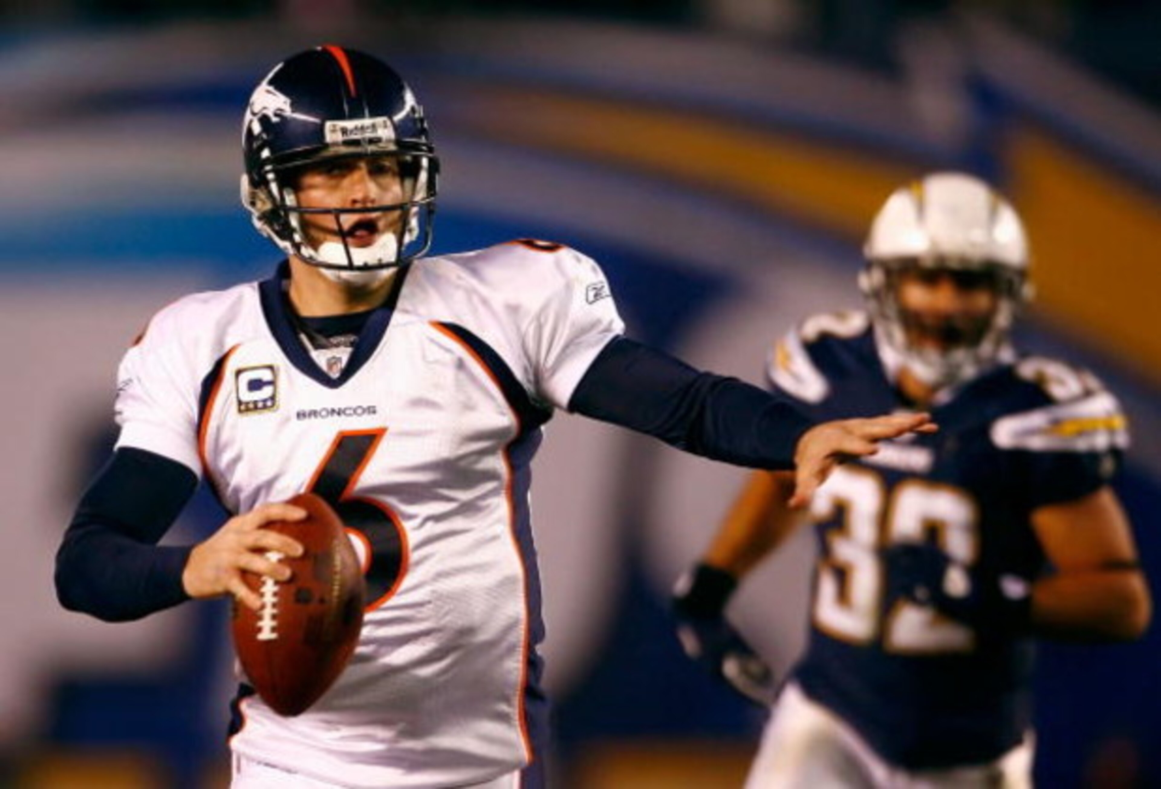 SAN DIEGO - DECEMBER 28:  Quarterback Jay Cutler #6 of the Denver Broncos scrambles with the ball against the San Diego Chargers during the NFL game at Qualcomm Stadium on December 28, 2008 in San Diego, California. The Chargers defeated the Broncos 52--2