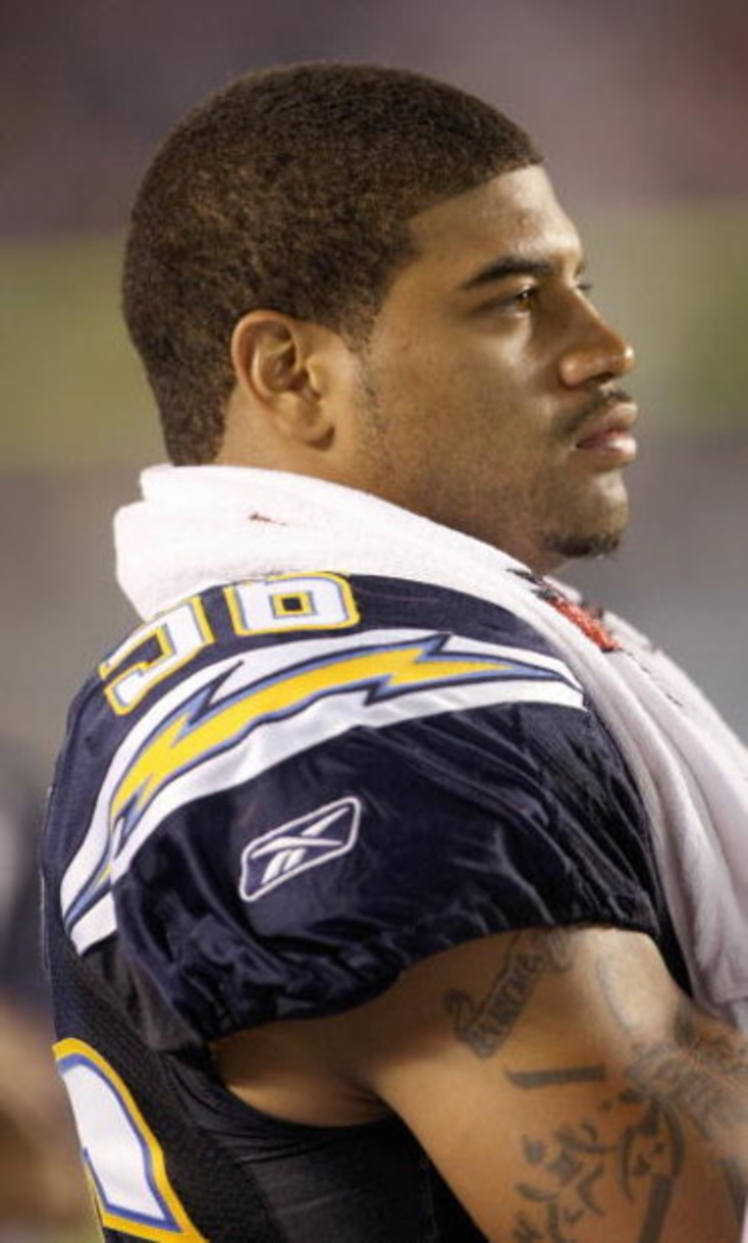 SAN DIEGO - AUGUST 30: Shawne Merriman#56 of the San Diego Chargers looks on from the sidelines during the game against the San Francisco 49ers on August 30, 2007 at Qualcomm Stadium in San Diego, California.  (Photo by Stephen Dunn/Getty Images)