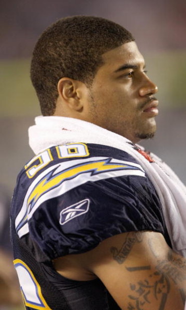 SAN DIEGO - AUGUST 30: Shawne Merriman#56 of the San Diego Chargers looks on from the sidelines during the game against the San Francisco 49ers on August 30, 2007 at Qualcomm Stadium in San Diego, California.  (Photo by Stephen Dunn/Getty Images)