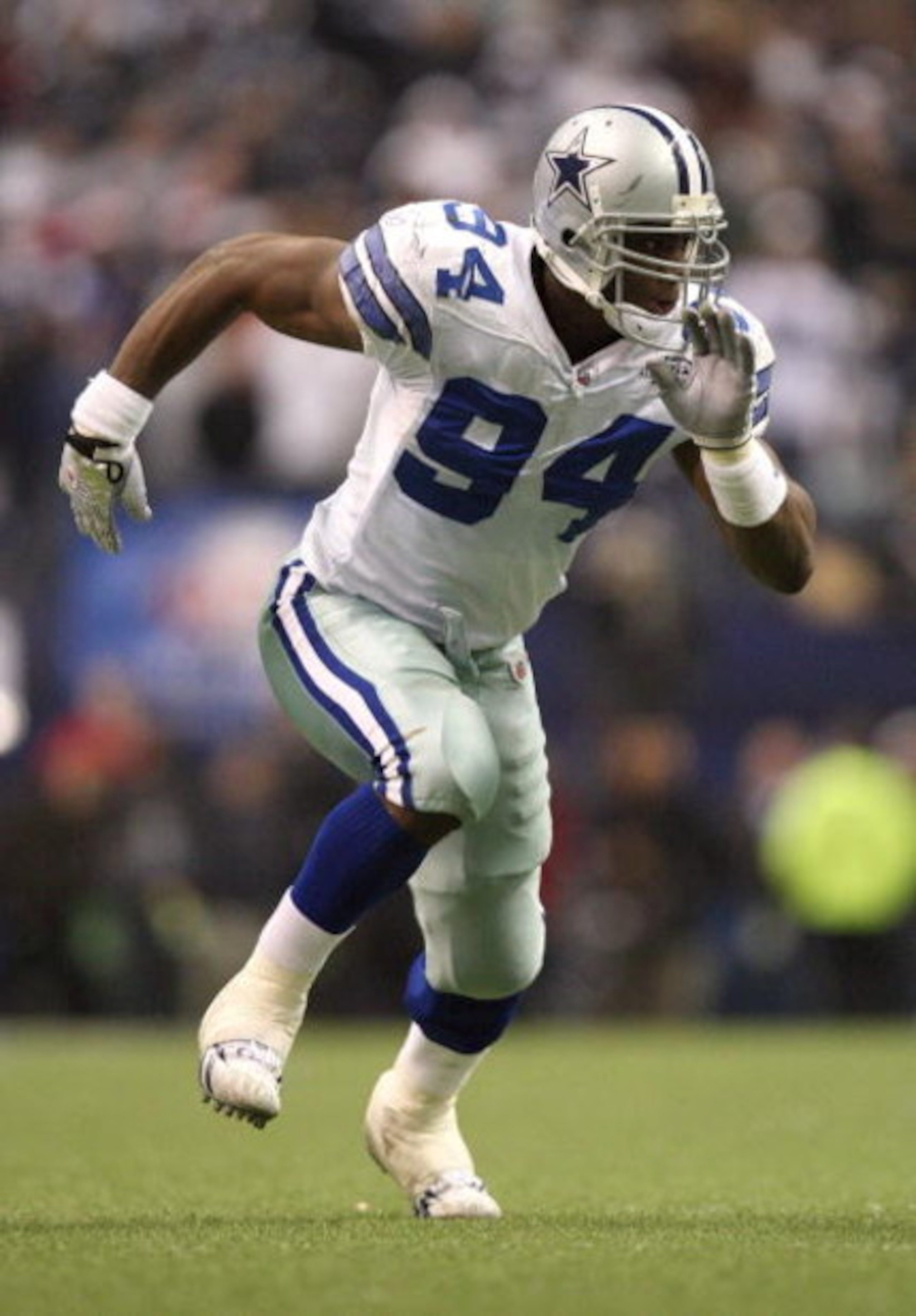 IRVING, TX - DECEMBER 20: DeMarcus Ware #94 of the Dallas Cowboys rushes the passer from the right side of the defense during their NFL game against the Baltimore Ravens at Texas Stadium on December 20, 2008 in Irving, Texas. The Ravens defeated the Cowb IRVING, TX - DECEMBER 20: DeMarcus Ware #94 of the Dallas Cowboys rushes the passer from the right side of the defense during their NFL game against the Baltimore Ravens at Texas Stadium on December 20, 2008 in Irving, Texas. The Ravens defeated the Cowb