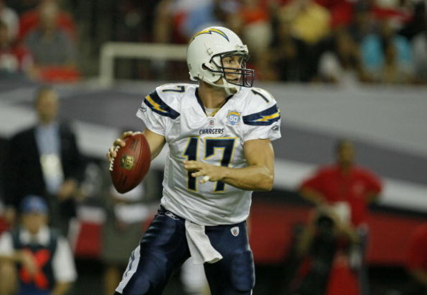 ATLANTA - AUGUST 29:  Quarterback Philip Rivers #17  of the San Diego Chargers looks downfield during the game against the Atlanta Falcons at the Georgia Dome on August 29, 2009 in Atlanta, Georgia.  (Photo by Mike Zarrilli/Getty Images)